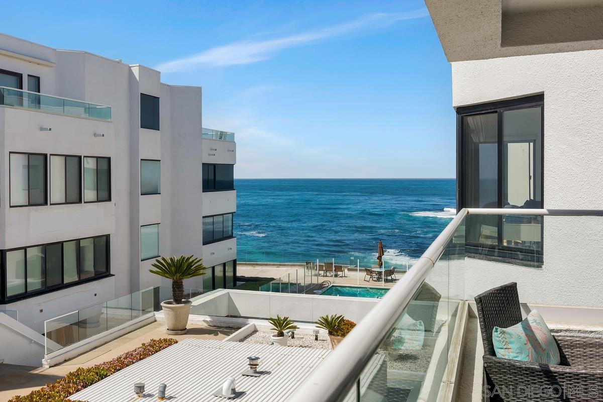 Detail Gallery Image 4 of 27 For 100  Coast  304, La Jolla,  CA 92037 - 2 Beds | 2 Baths