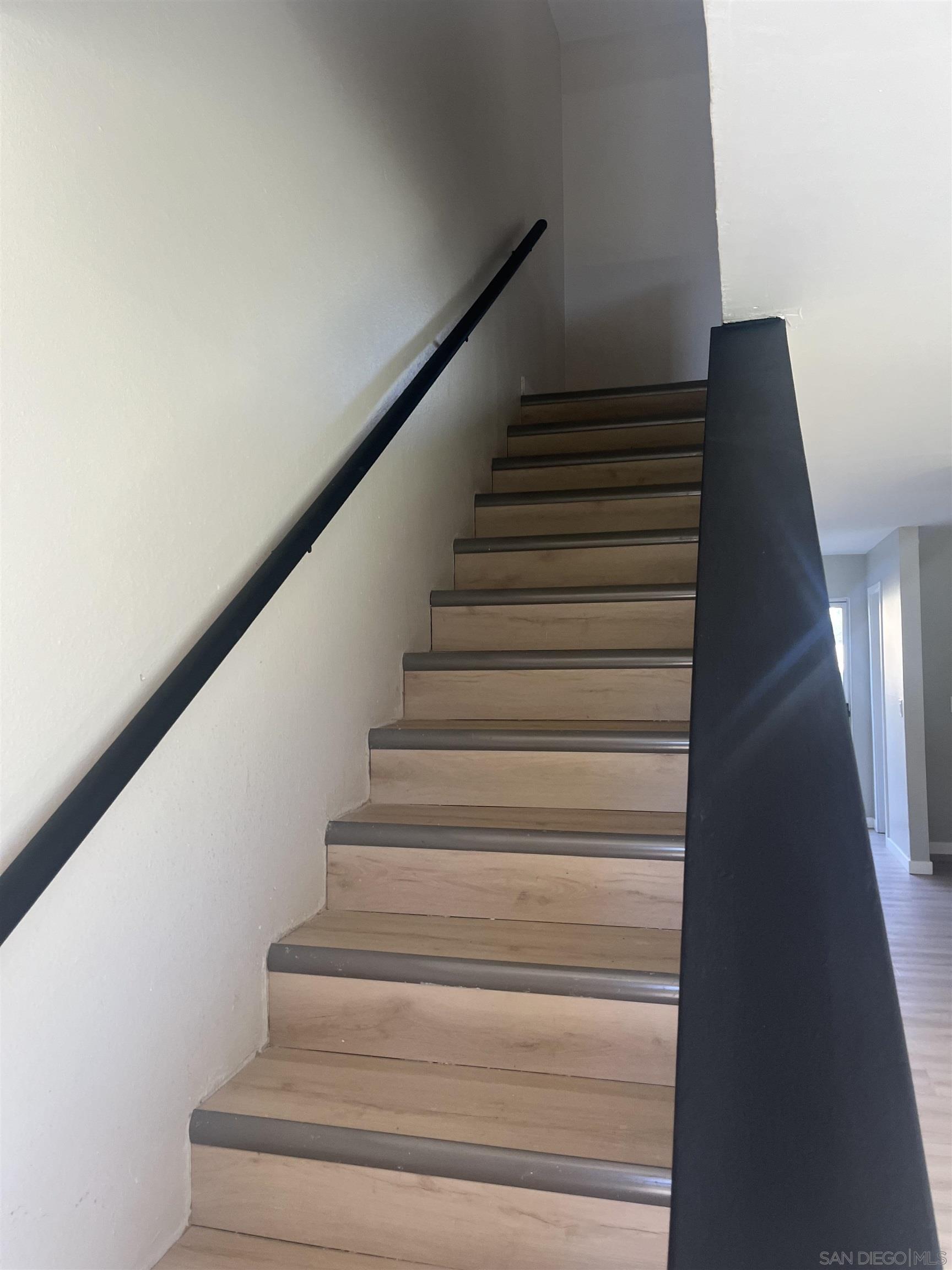 Detail Gallery Image 12 of 16 For 135  Cook St Unit#3  3, Redlands,  CA 92374 - 2 Beds | 1/1 Baths