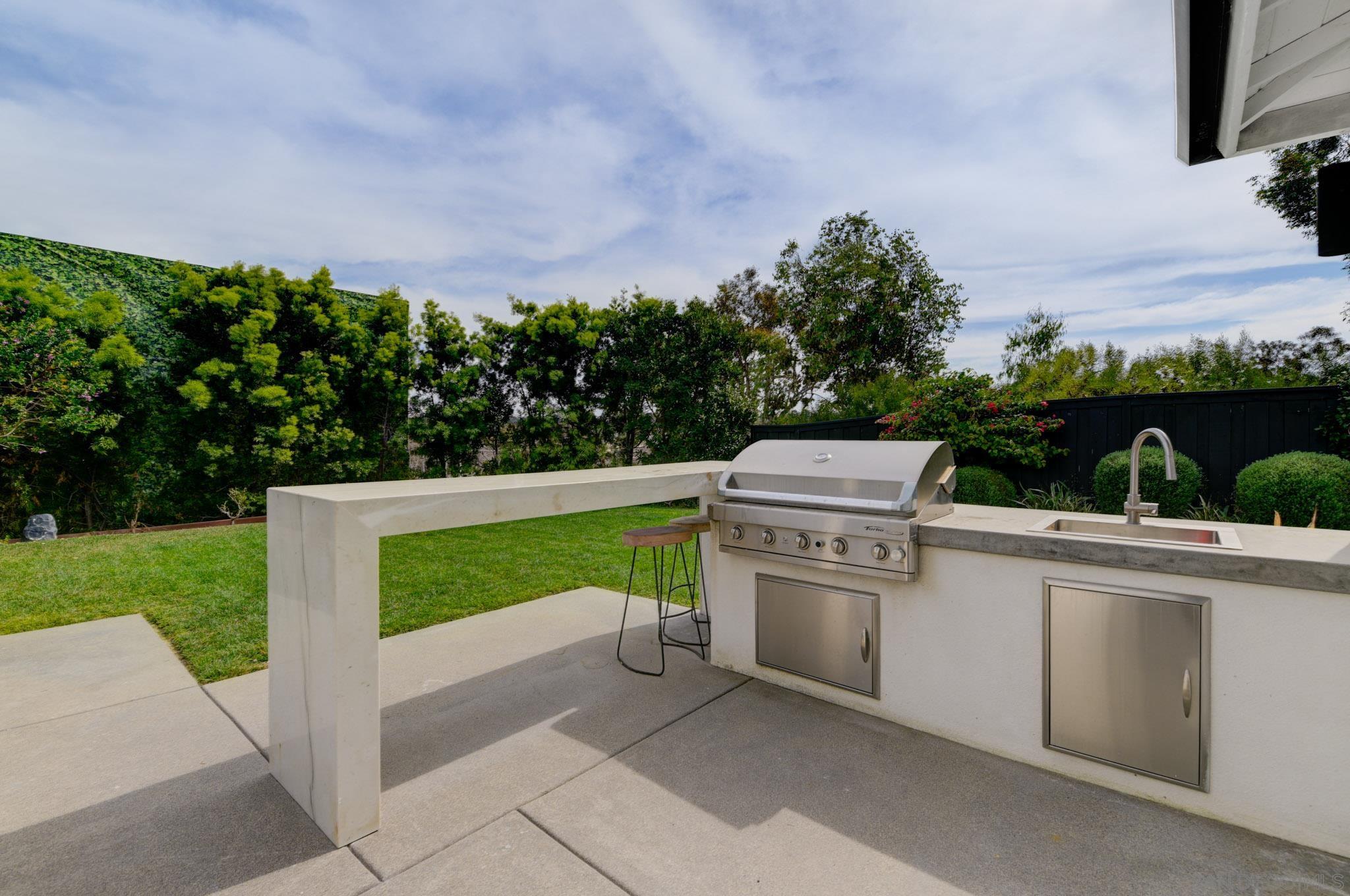 Detail Gallery Image 39 of 43 For 121  Avenida Esperanza, Encinitas,  CA 92024 - 5 Beds | 4/2 Baths