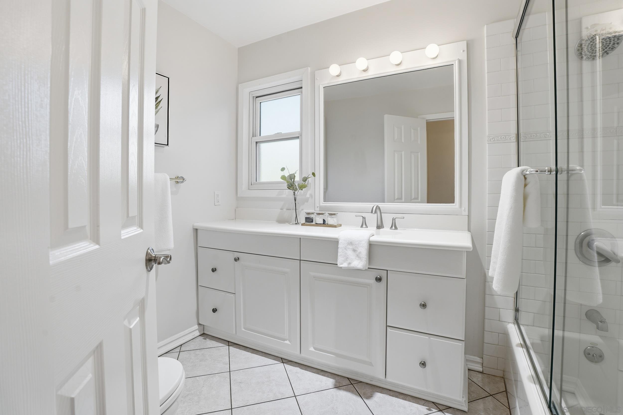 Detail Gallery Image 21 of 36 For 8619  Harjoan Ave, San Diego,  CA 92123 - 3 Beds | 2 Baths