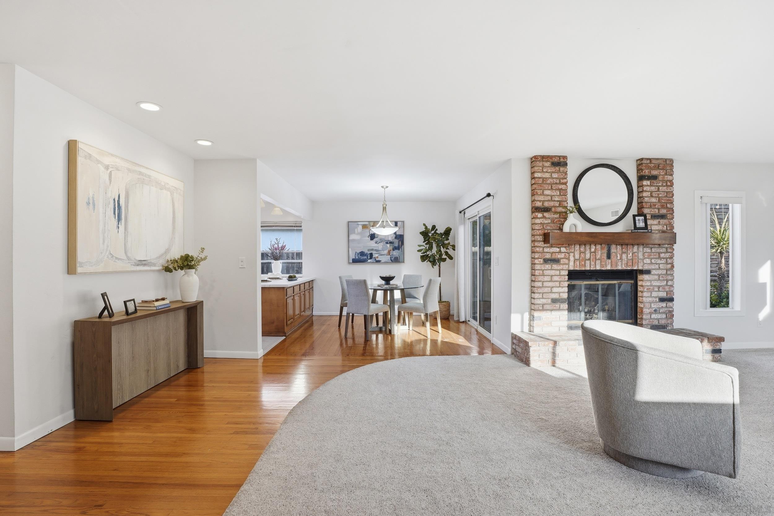 Detail Gallery Image 5 of 36 For 8619  Harjoan Ave, San Diego,  CA 92123 - 3 Beds | 2 Baths