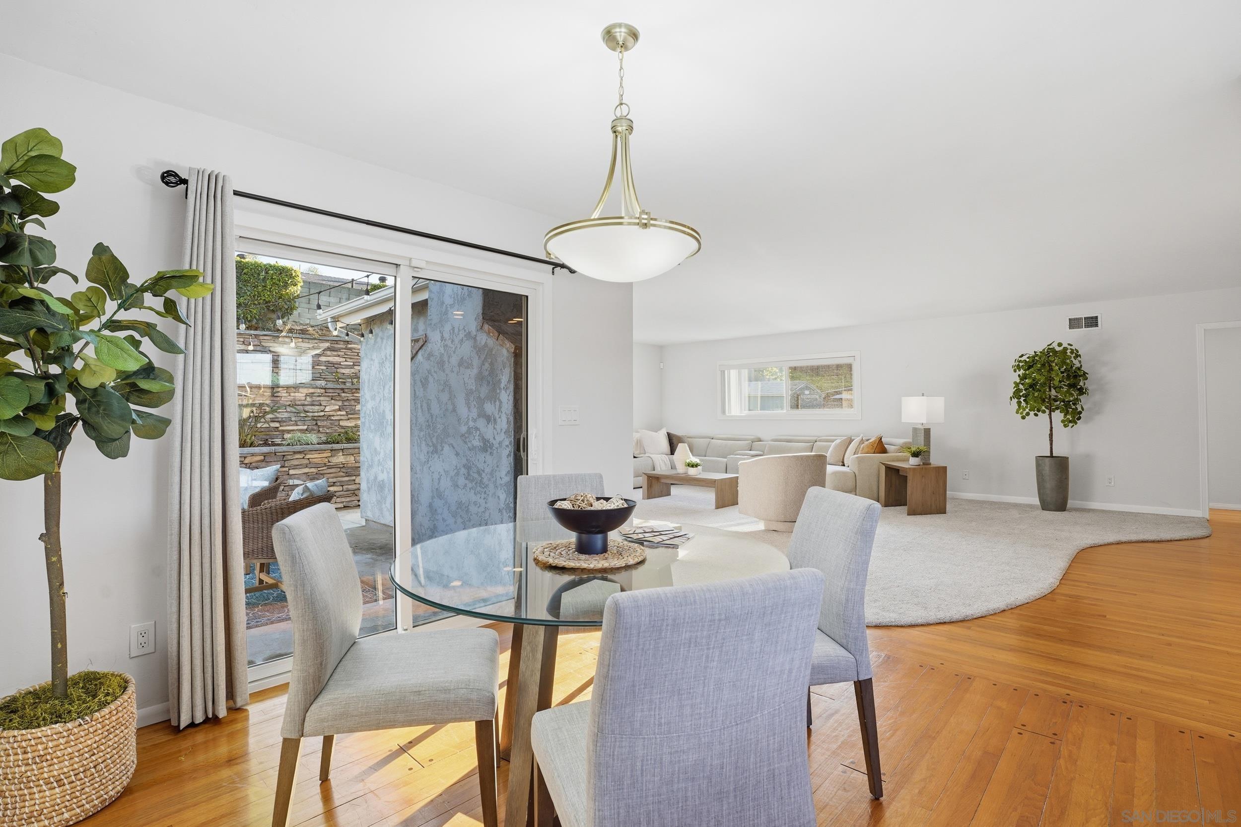 Detail Gallery Image 7 of 36 For 8619  Harjoan Ave, San Diego,  CA 92123 - 3 Beds | 2 Baths