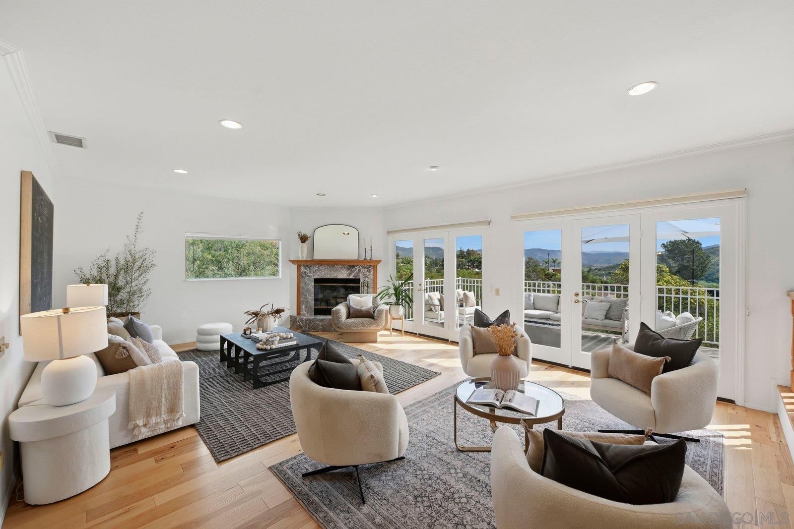 Front Image Thumbnail for SD260005414