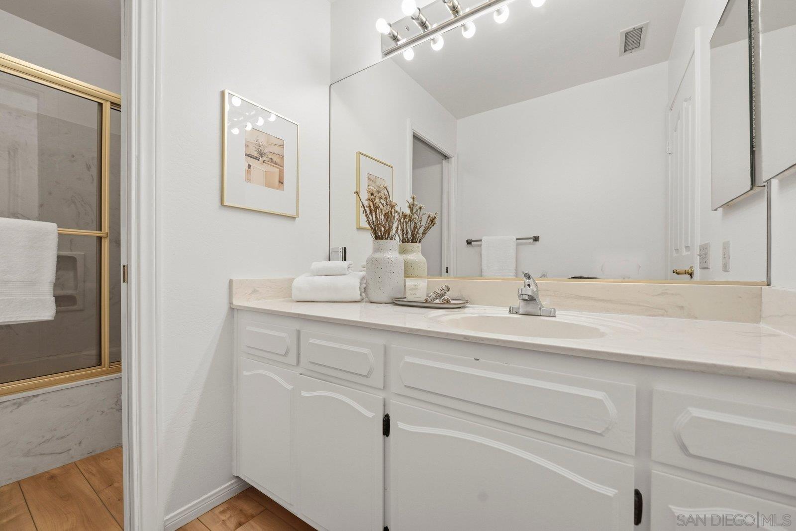 Detail Gallery Image 31 of 56 For 3132  Don Rolando, Escondido,  CA 92025 - 4 Beds | 3/1 Baths