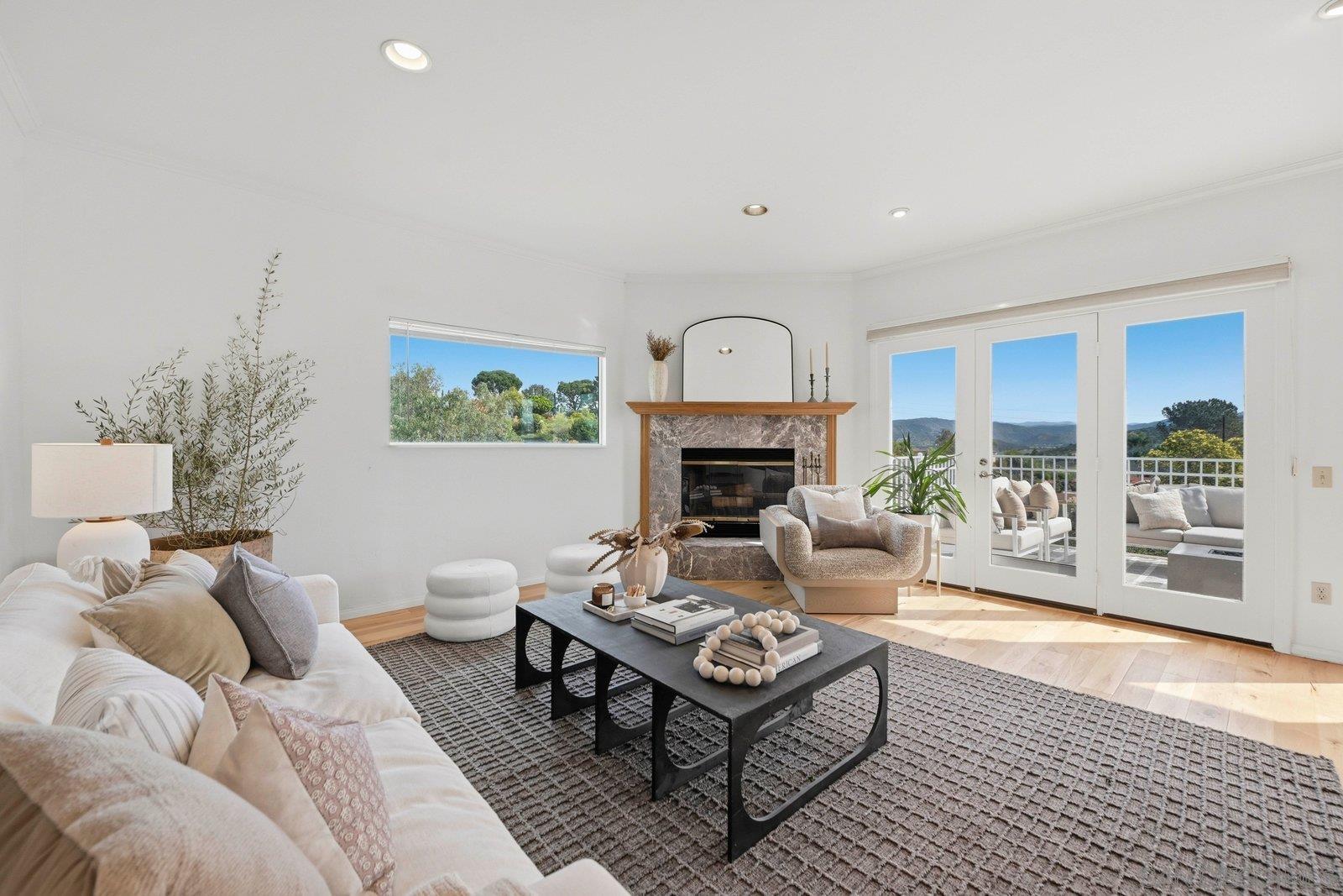 Detail Gallery Image 6 of 56 For 3132  Don Rolando, Escondido,  CA 92025 - 4 Beds | 3/1 Baths