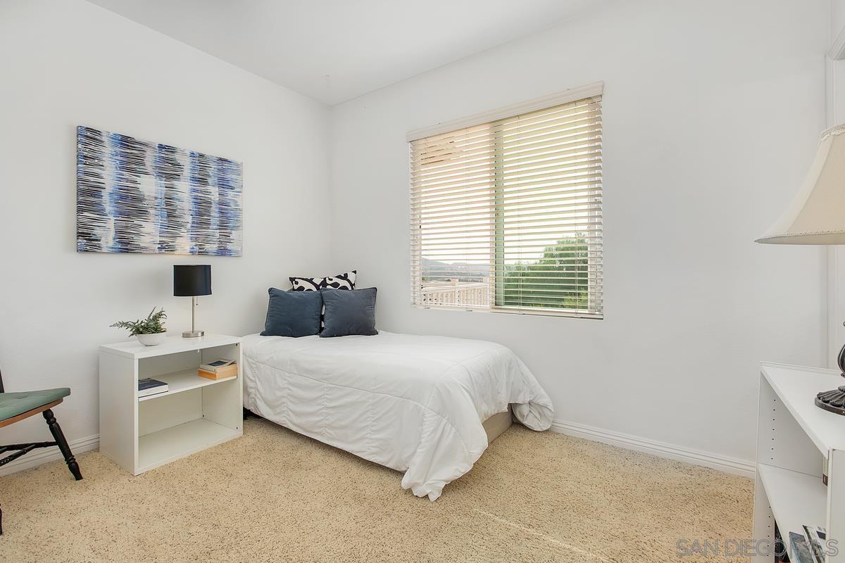 Detail Gallery Image 14 of 22 For 15374  Falcon Crest Ct, San Diego,  CA 92127 - 5 Beds | 4/1 Baths