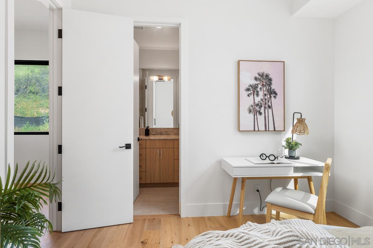 Detail Gallery Image 32 of 41 For 4813  Academy, San Diego,  CA 92109 - 3 Beds | 3/1 Baths