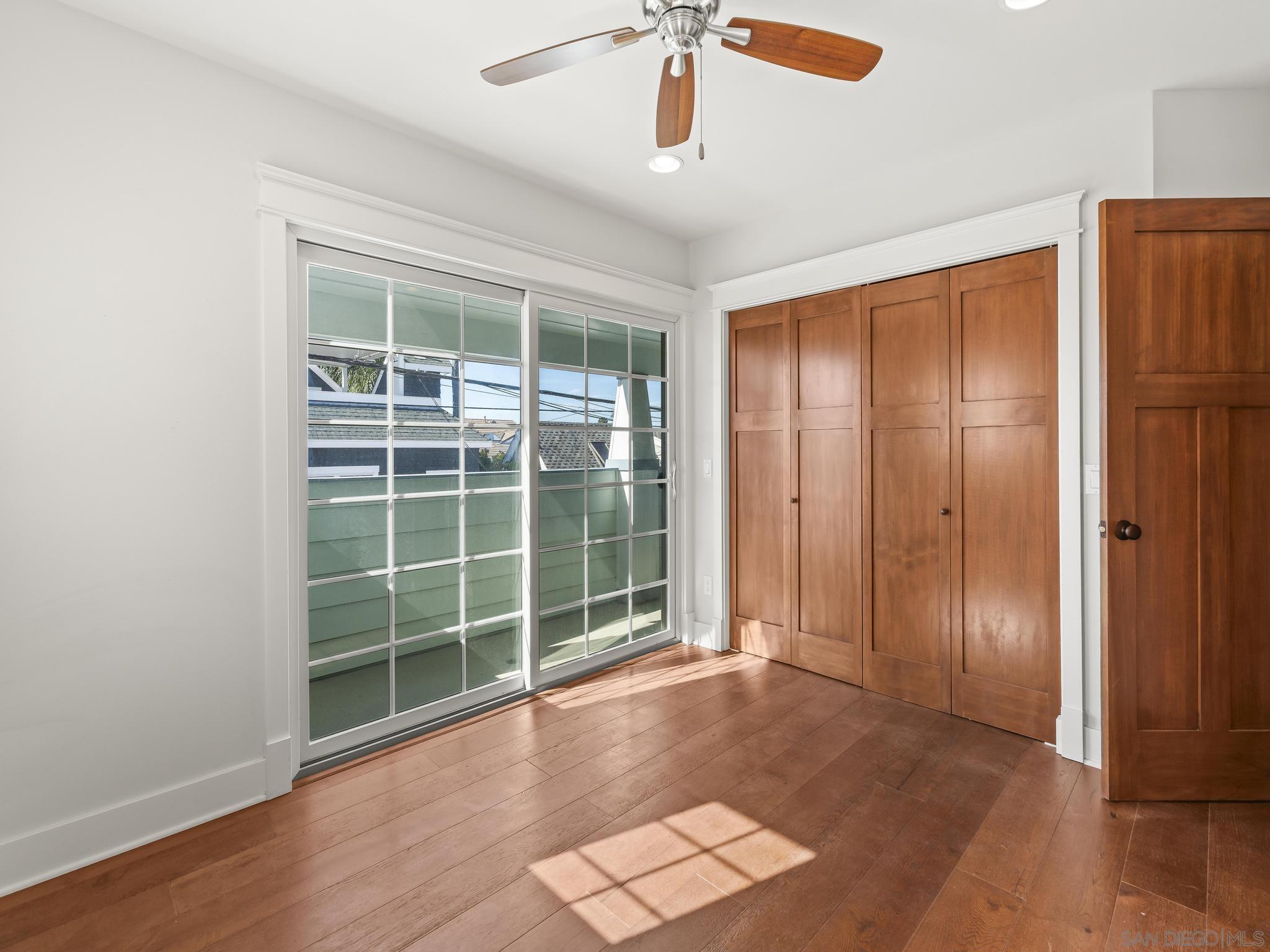 Detail Gallery Image 33 of 44 For 816  F, Coronado,  CA 92118 - 3 Beds | 2/1 Baths