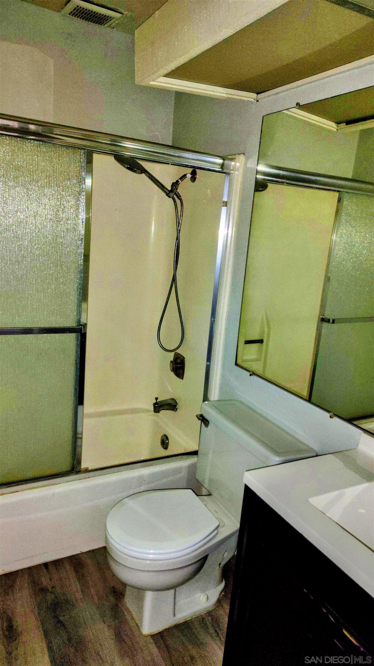 Detail Gallery Image 21 of 38 For 10225  Caminito Cuervo  #140,  San Diego,  CA 92108 - 2 Beds | 2 Baths