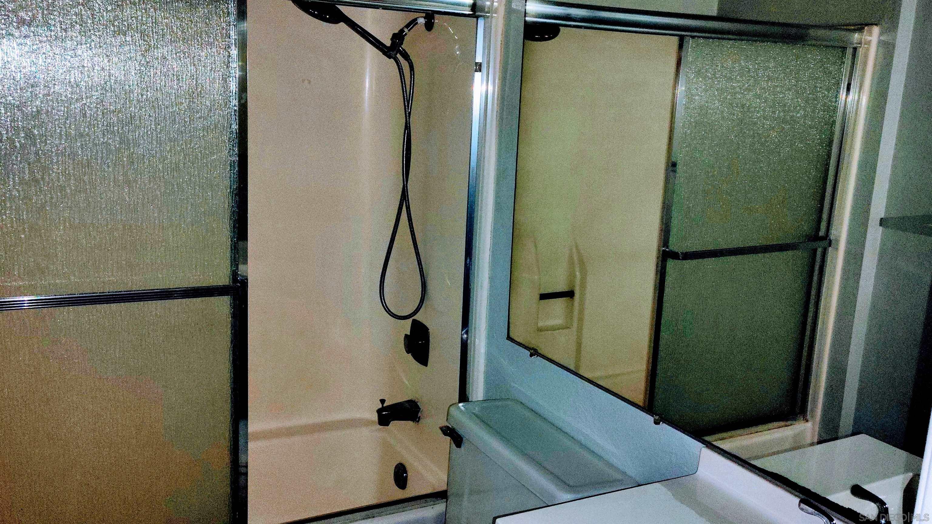 Detail Gallery Image 8 of 38 For 10225  Caminito Cuervo  #140,  San Diego,  CA 92108 - 2 Beds | 2 Baths