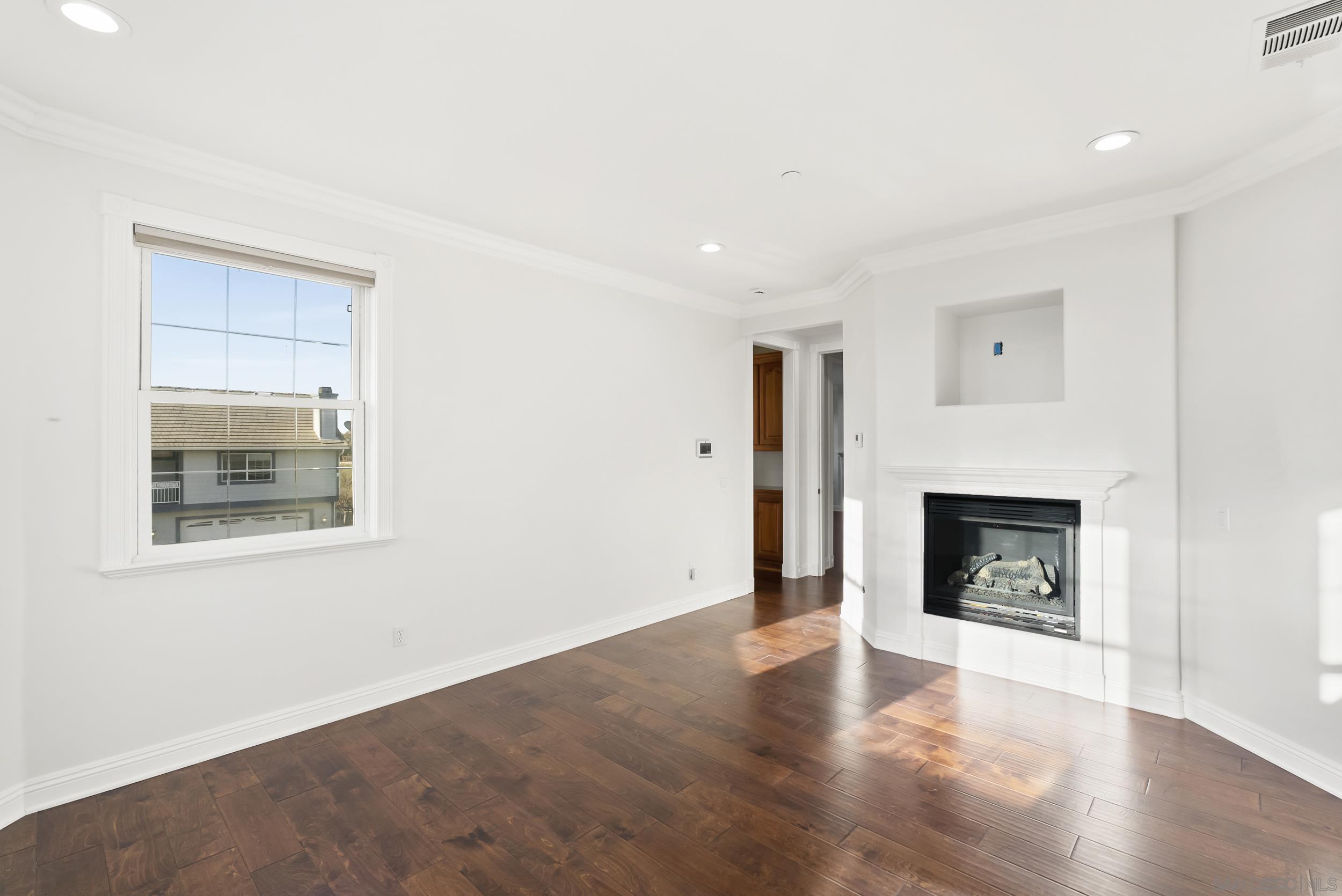 Detail Gallery Image 12 of 64 For 39650  Patagonia Court, Temecula,  CA 92591 - 12 Beds | 13/1 Baths