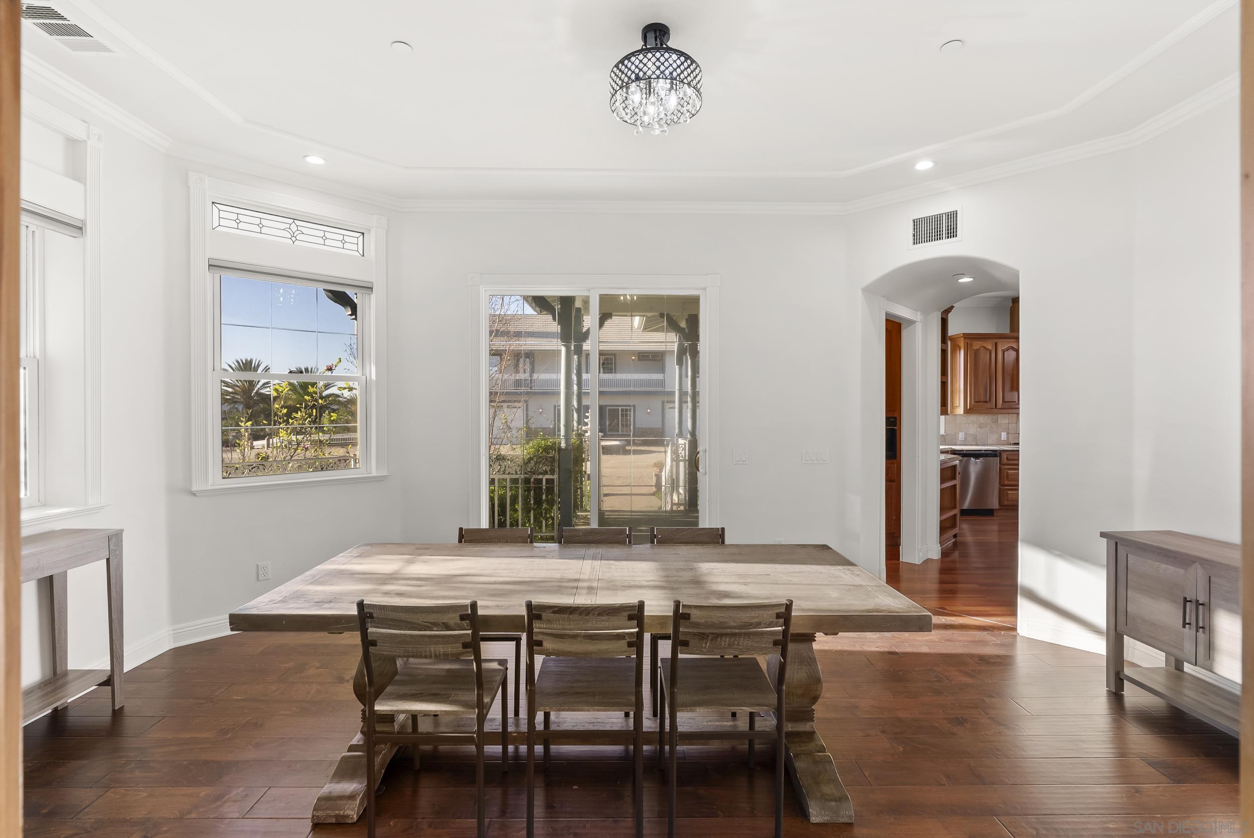 Detail Gallery Image 15 of 65 For 39650  Patagonia Court, Temecula,  CA 92591 - 12 Beds | 13/1 Baths