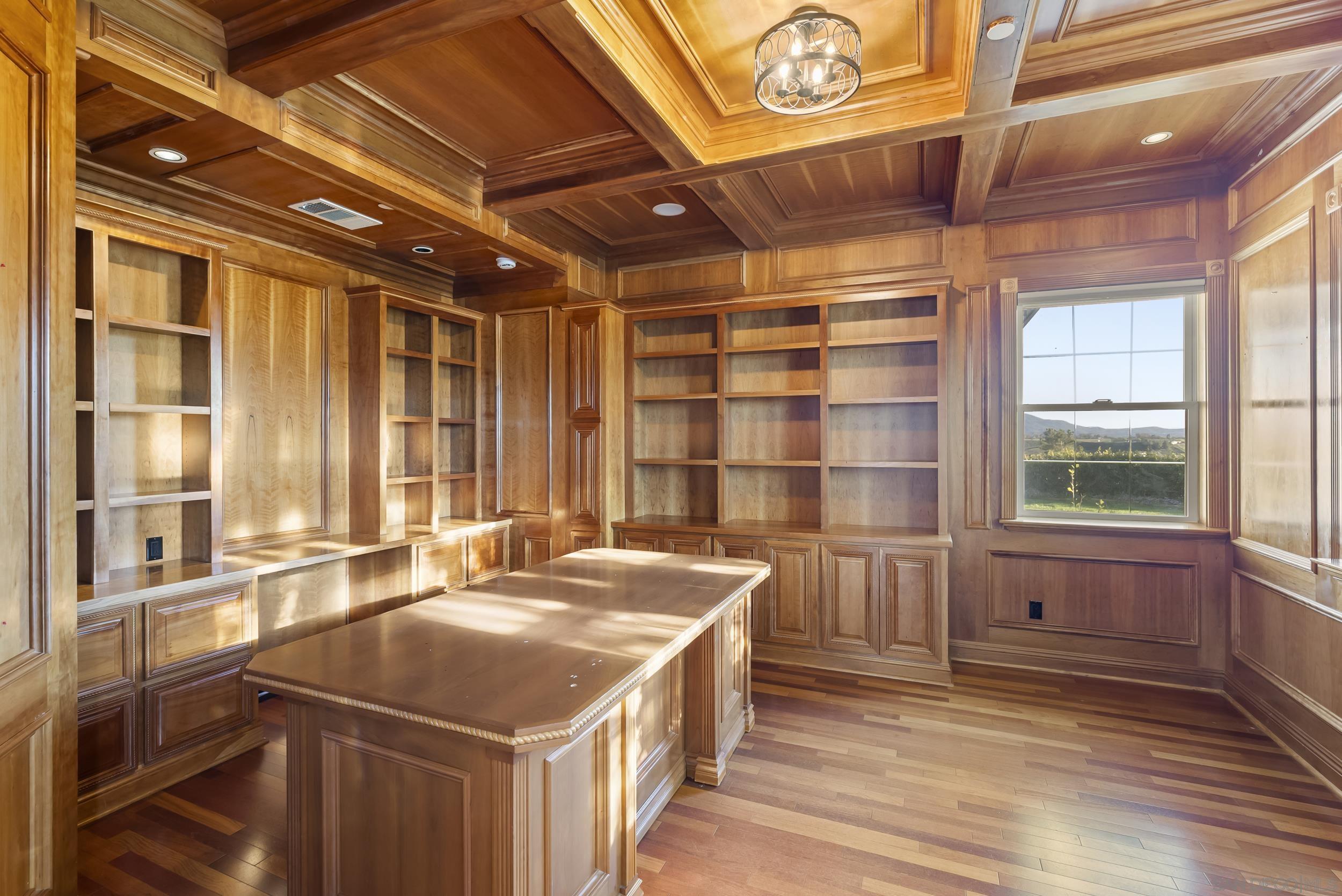 Detail Gallery Image 16 of 65 For 39650  Patagonia Court, Temecula,  CA 92591 - 12 Beds | 13/1 Baths