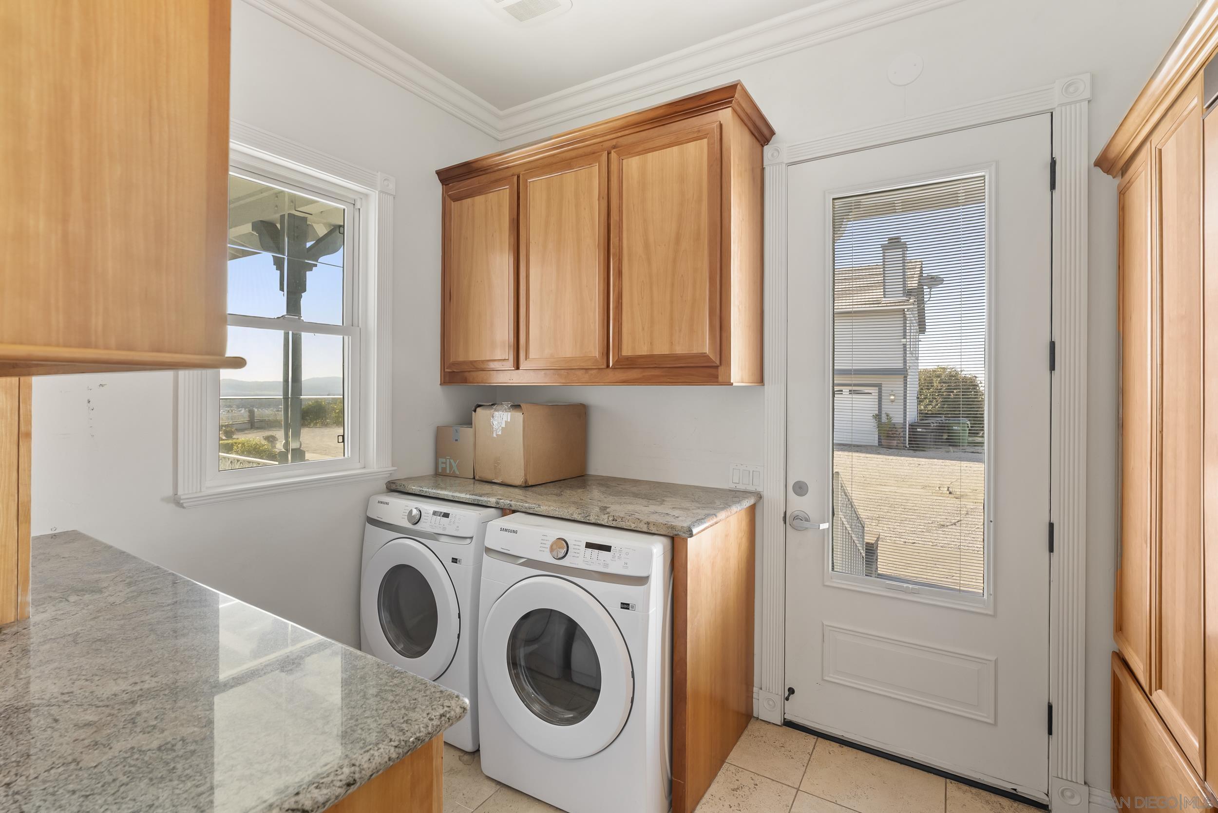 Detail Gallery Image 17 of 65 For 39650  Patagonia Court, Temecula,  CA 92591 - 12 Beds | 13/1 Baths