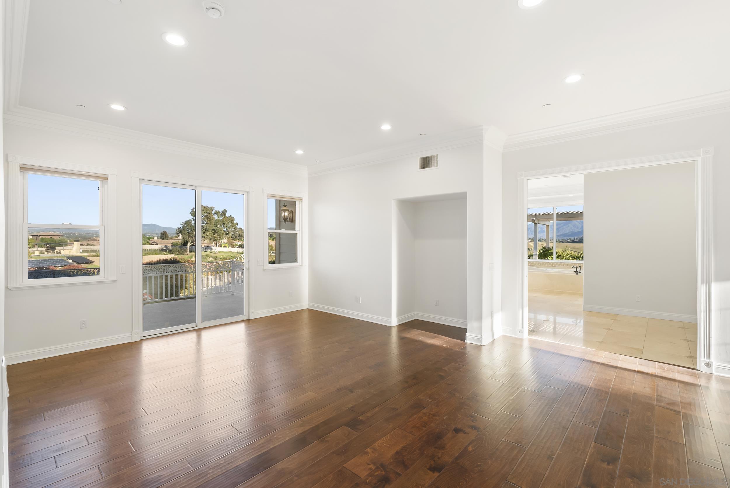 Detail Gallery Image 19 of 65 For 39650  Patagonia Court, Temecula,  CA 92591 - 12 Beds | 13/1 Baths