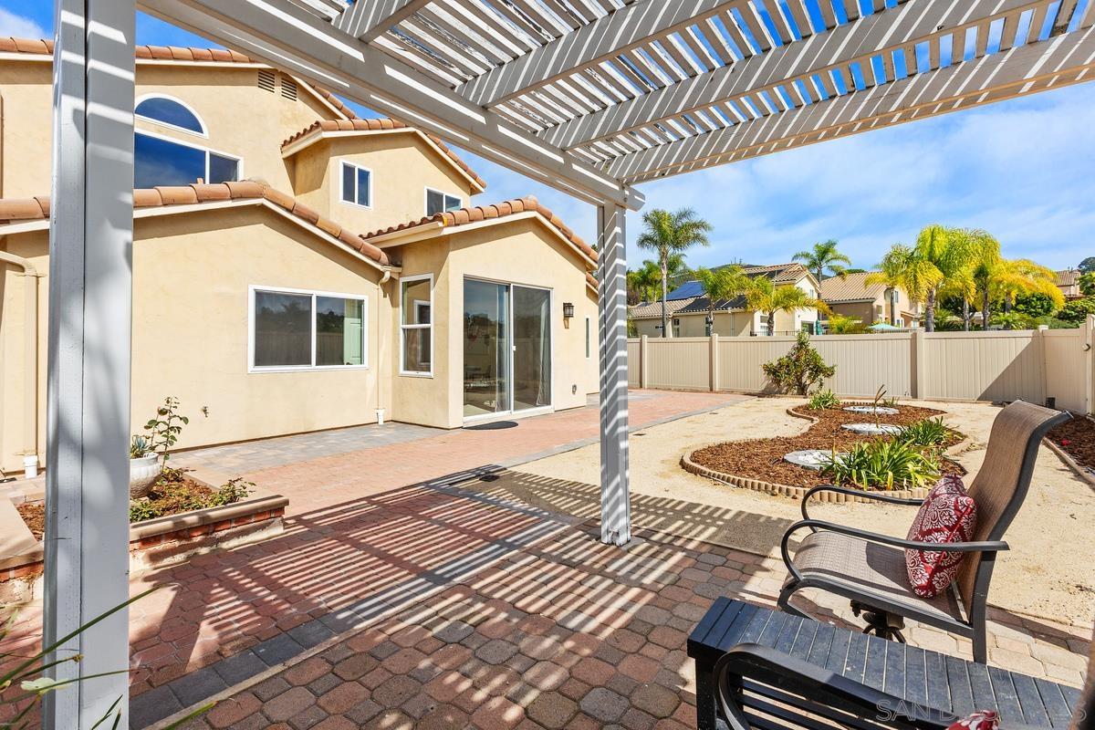 Detail Gallery Image 33 of 37 For 8893  Adobe Bluffs Dr, San Diego,  CA 92129 - 5 Beds | 3/1 Baths