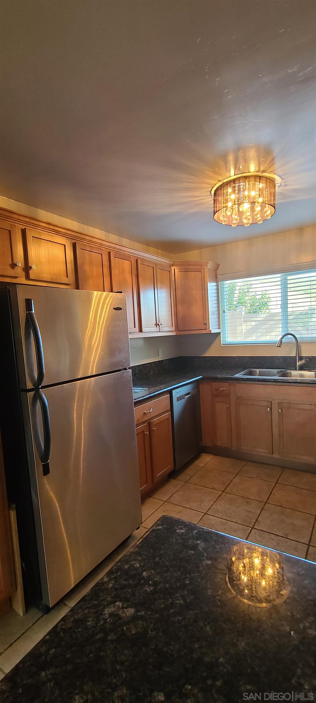 Detail Gallery Image 9 of 29 For 13687  Paseo Cardiel  19, San Diego,  CA 92129 - 2 Beds | 1 Baths