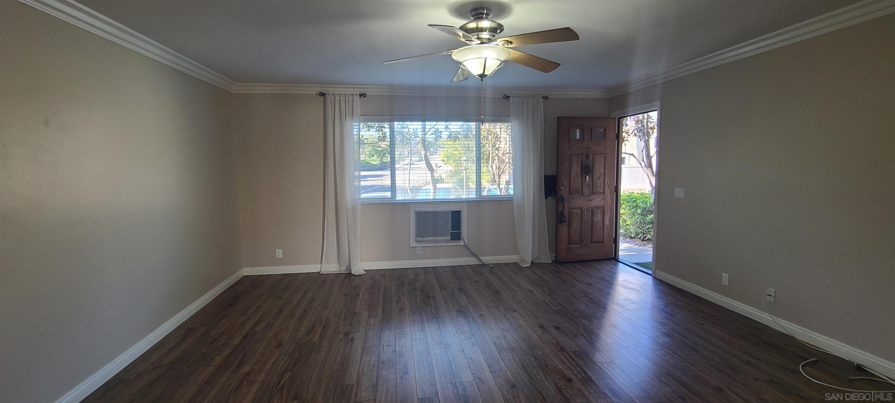 Detail Gallery Image 11 of 29 For 13687  Paseo Cardiel  19, San Diego,  CA 92129 - 2 Beds | 1 Baths