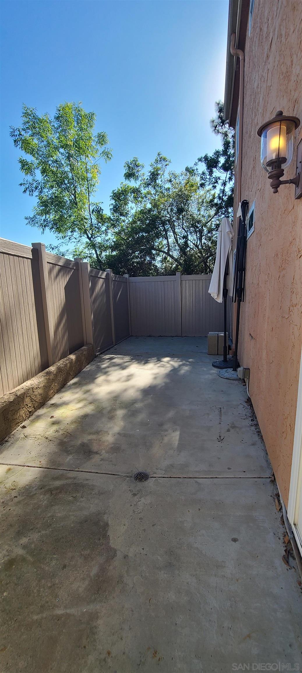 Detail Gallery Image 21 of 29 For 13687  Paseo Cardiel  19, San Diego,  CA 92129 - 2 Beds | 1 Baths