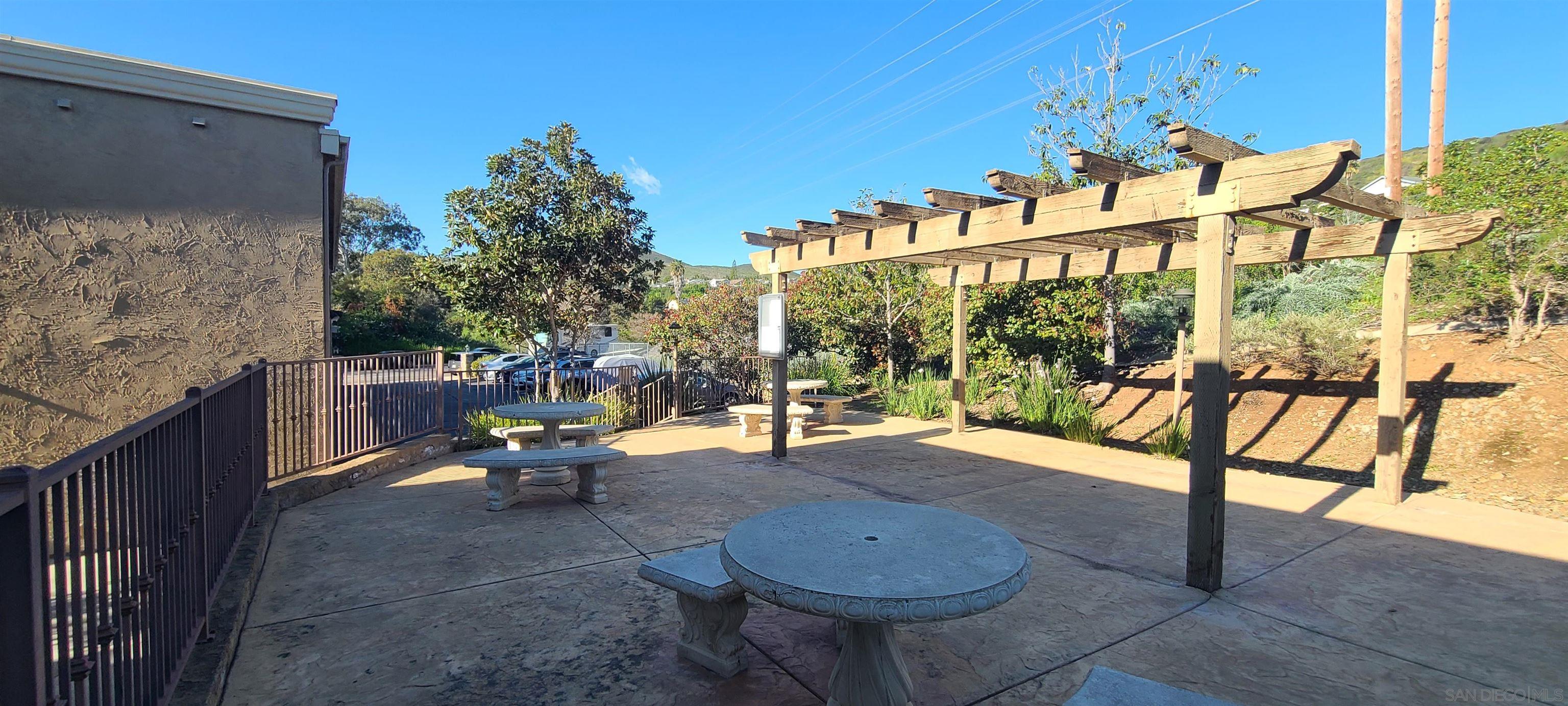 Detail Gallery Image 27 of 29 For 13687  Paseo Cardiel  19, San Diego,  CA 92129 - 2 Beds | 1 Baths