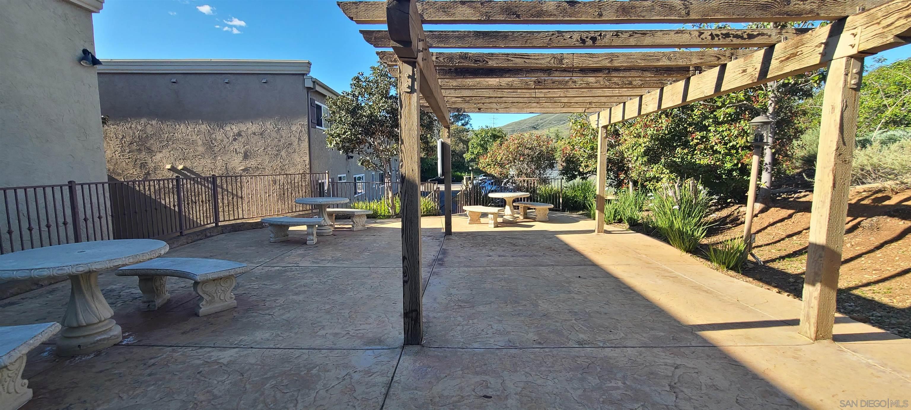 Detail Gallery Image 28 of 29 For 13687  Paseo Cardiel  19, San Diego,  CA 92129 - 2 Beds | 1 Baths