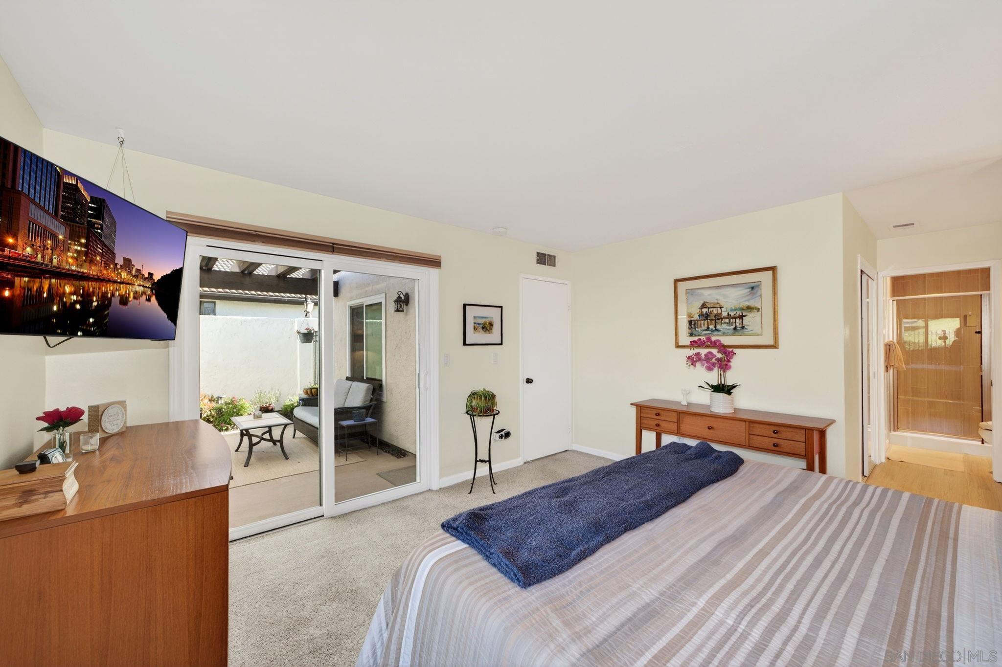 Detail Gallery Image 21 of 55 For 17668  Corte Sobrado, San Diego,  CA 92128 - 2 Beds | 2 Baths
