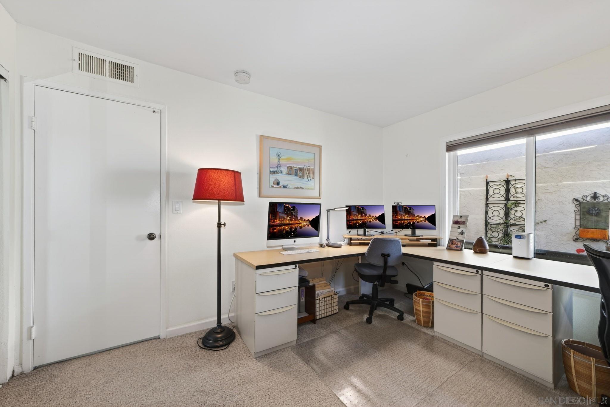 Detail Gallery Image 29 of 55 For 17668  Corte Sobrado, San Diego,  CA 92128 - 2 Beds | 2 Baths
