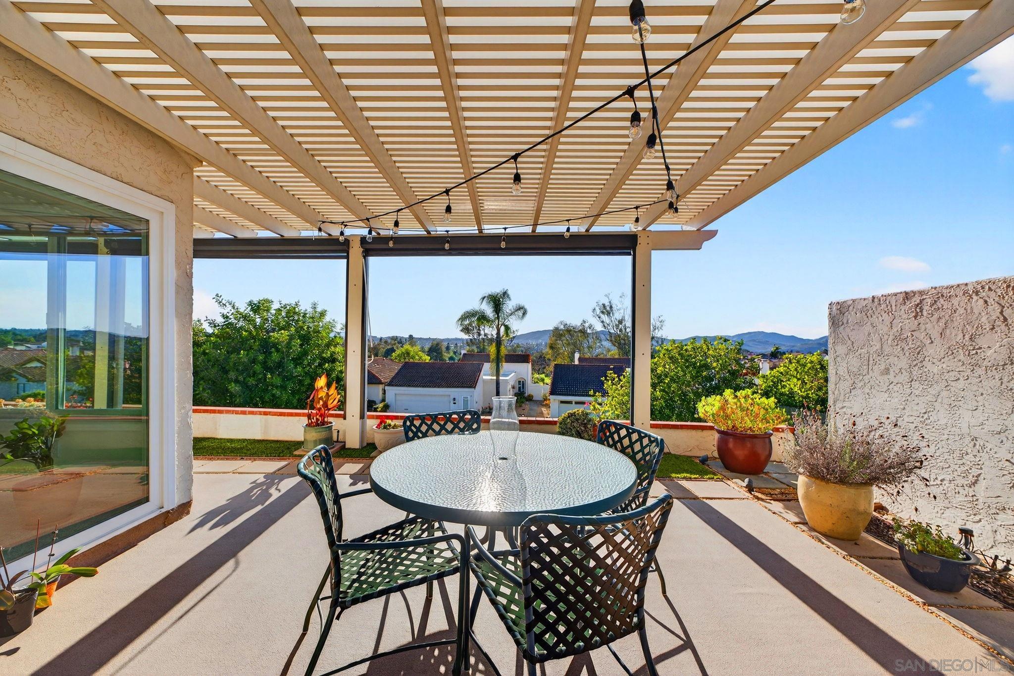 Detail Gallery Image 38 of 55 For 17668  Corte Sobrado, San Diego,  CA 92128 - 2 Beds | 2 Baths