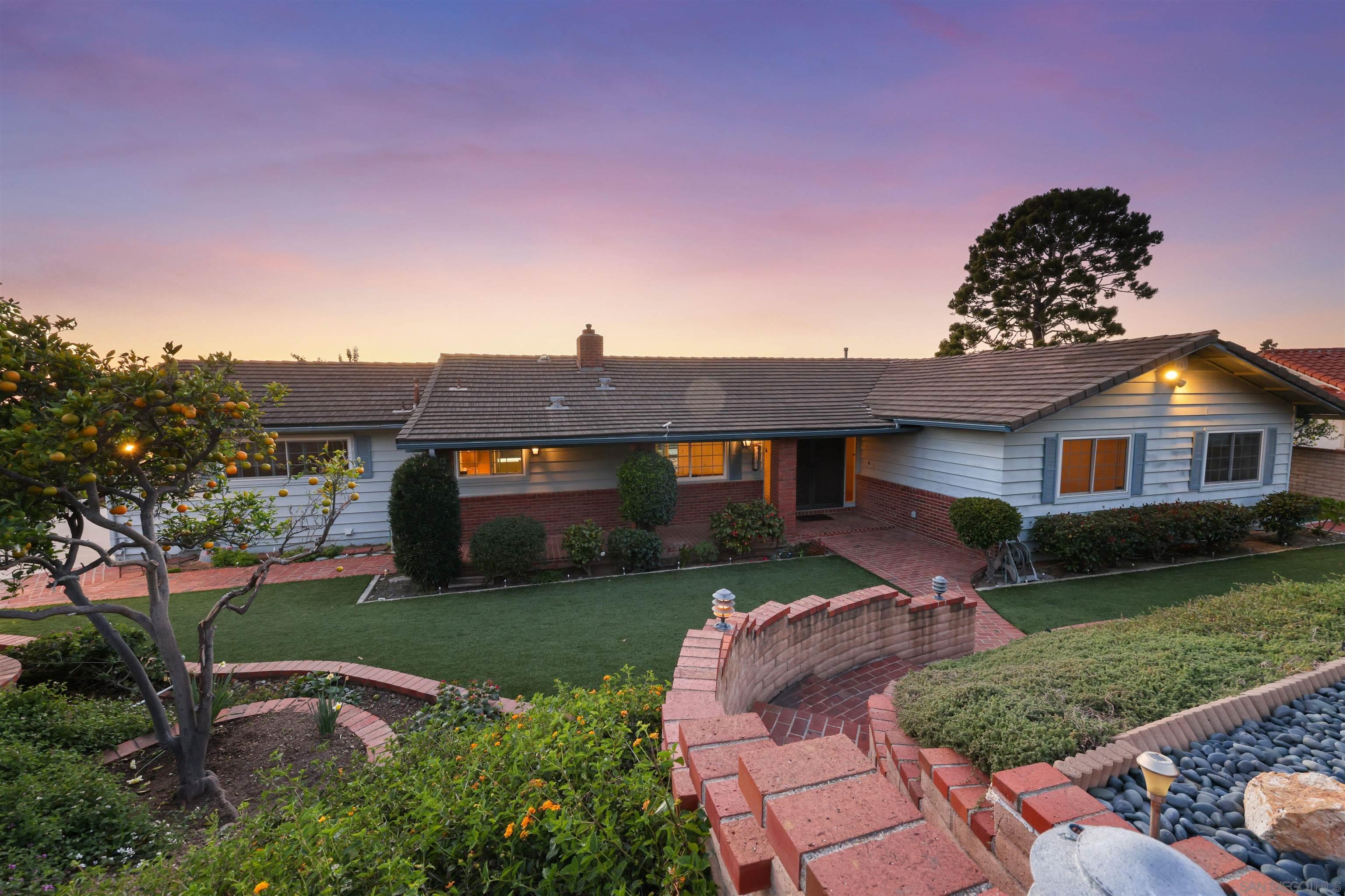 Detail Gallery Image 2 of 37 For 9515  Bonnie Lynn Way, La Mesa,  CA 91941 - 3 Beds | 2 Baths
