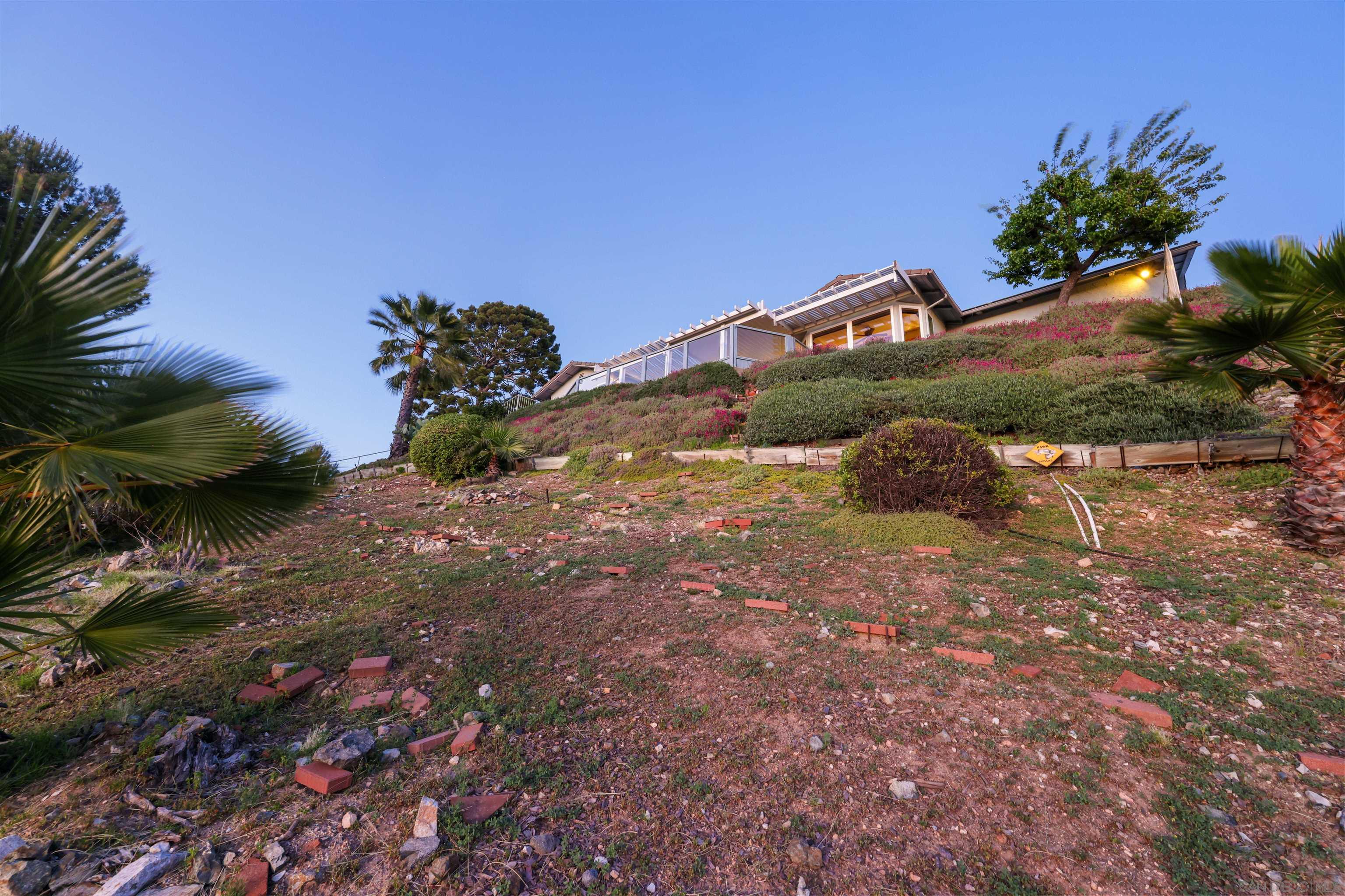 Detail Gallery Image 12 of 37 For 9515  Bonnie Lynn Way, La Mesa,  CA 91941 - 3 Beds | 2 Baths