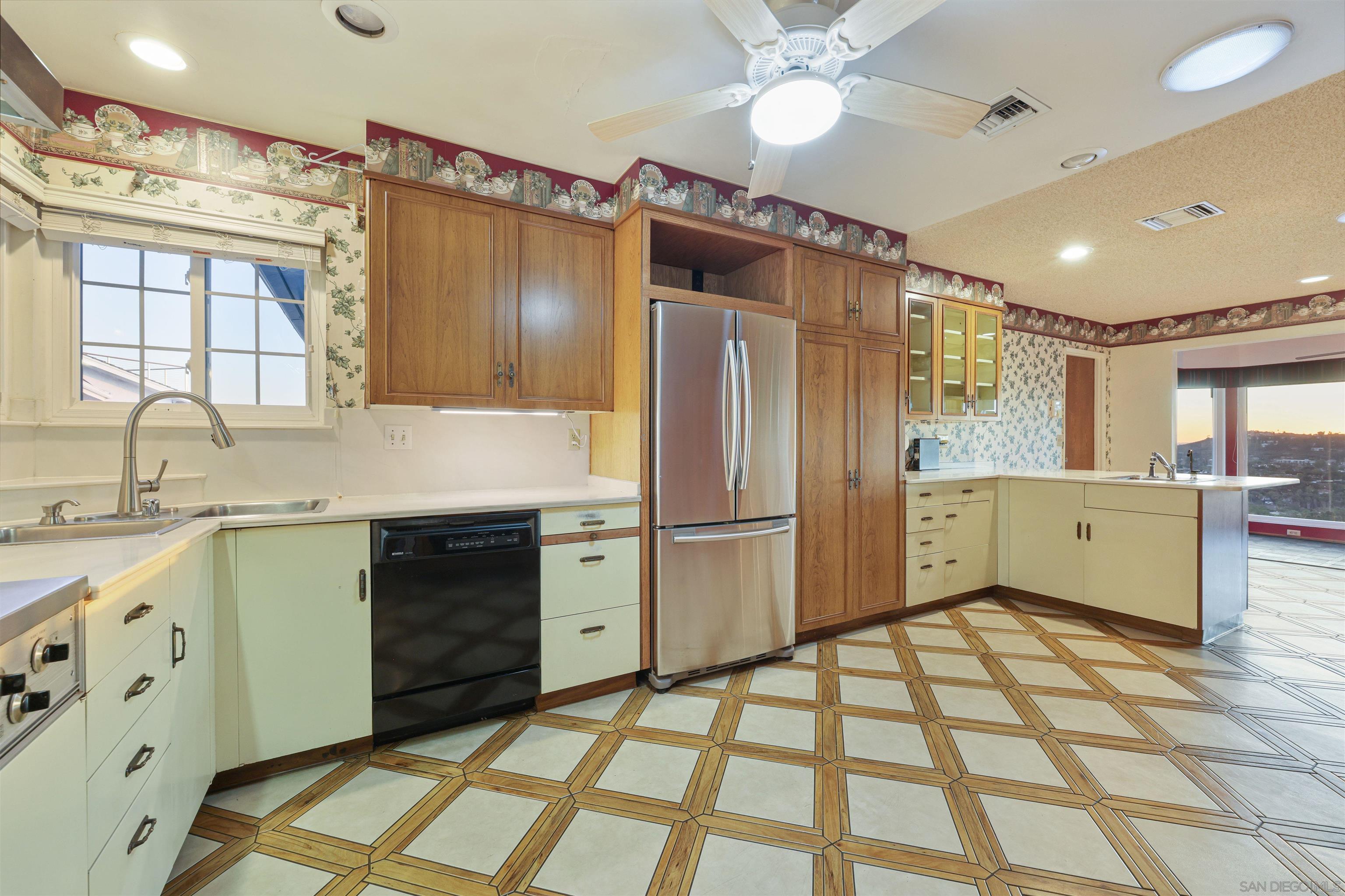 Detail Gallery Image 24 of 37 For 9515  Bonnie Lynn Way, La Mesa,  CA 91941 - 3 Beds | 2 Baths