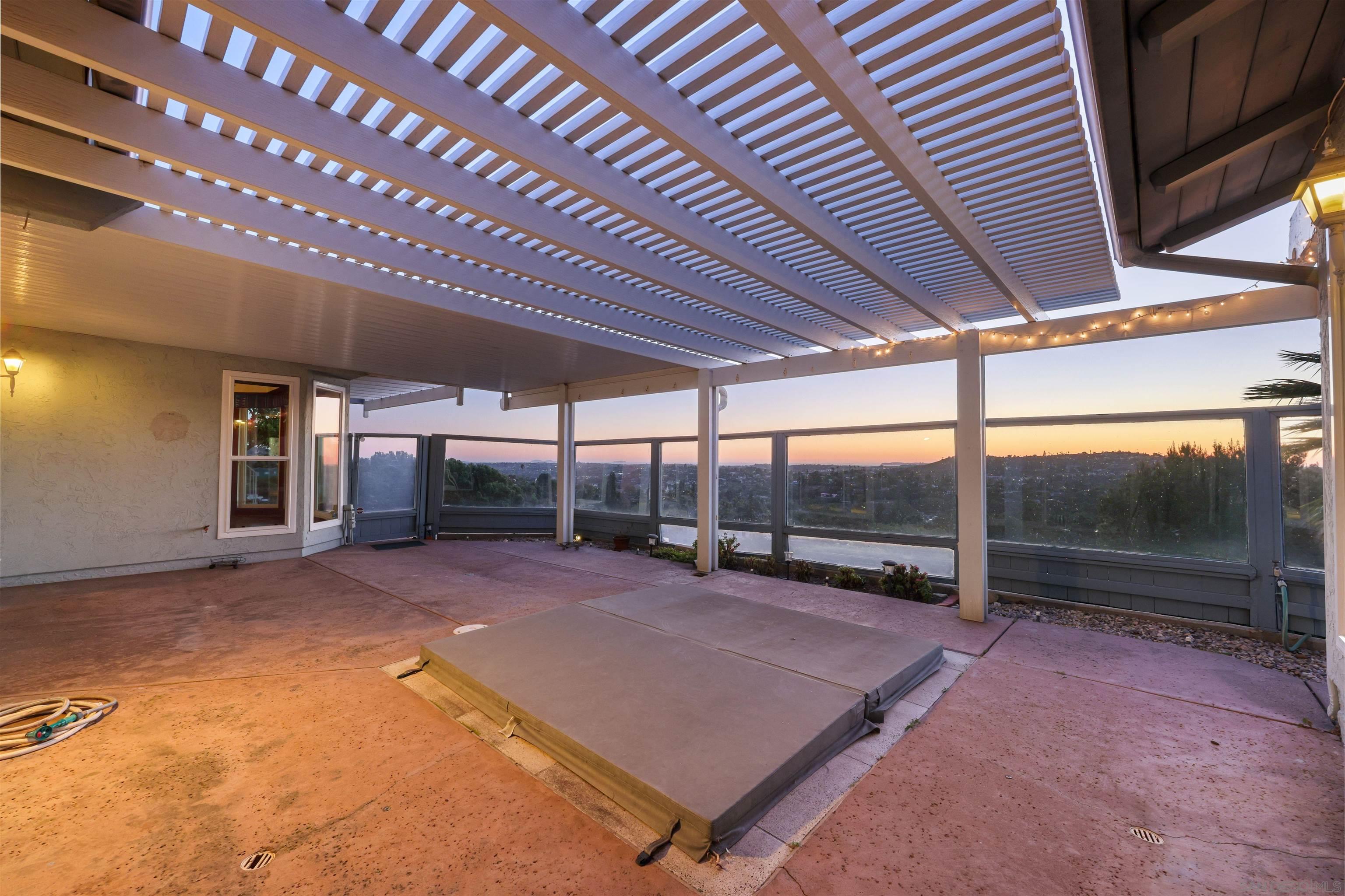 Detail Gallery Image 6 of 37 For 9515  Bonnie Lynn Way, La Mesa,  CA 91941 - 3 Beds | 2 Baths