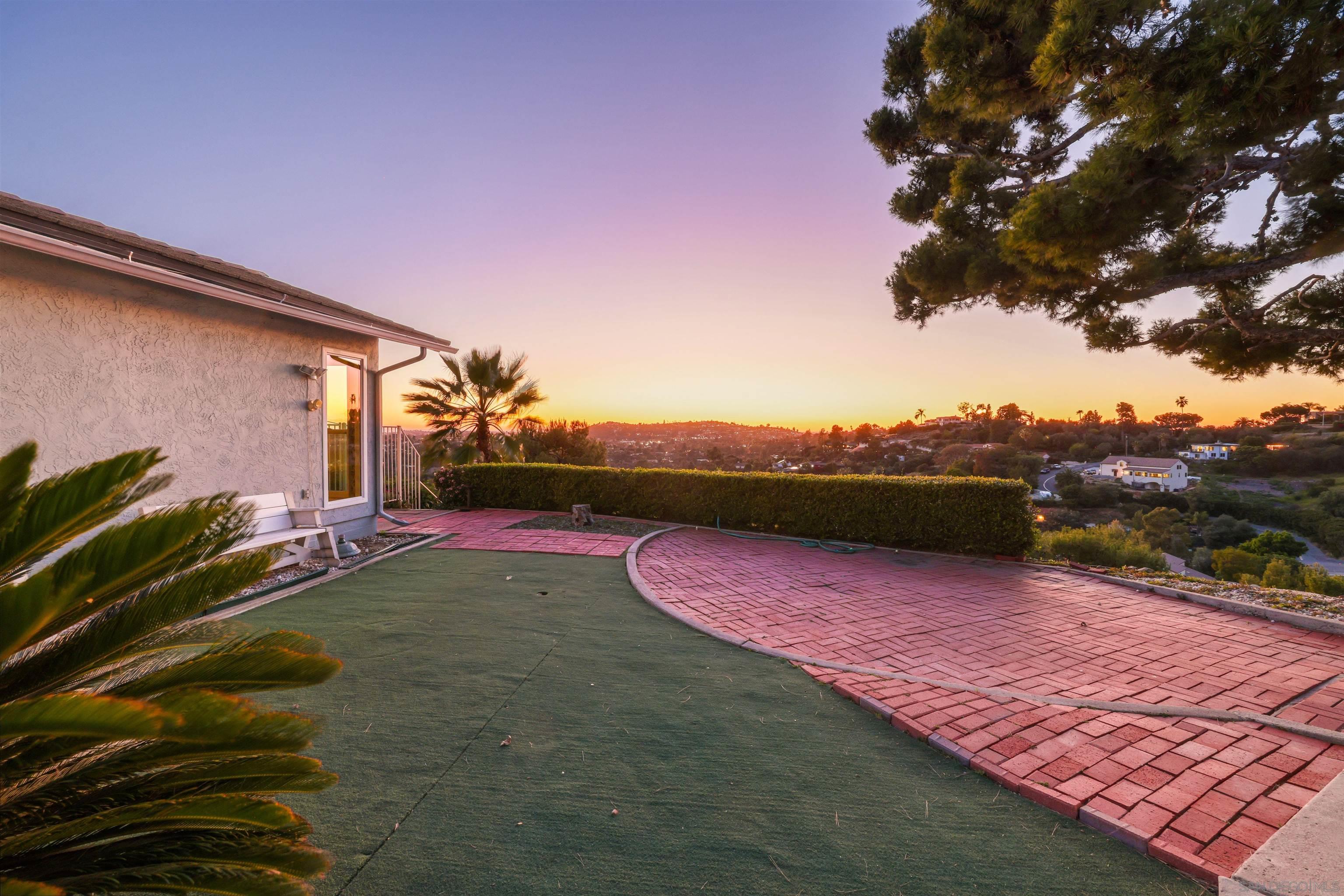 Detail Gallery Image 10 of 37 For 9515  Bonnie Lynn Way, La Mesa,  CA 91941 - 3 Beds | 2 Baths