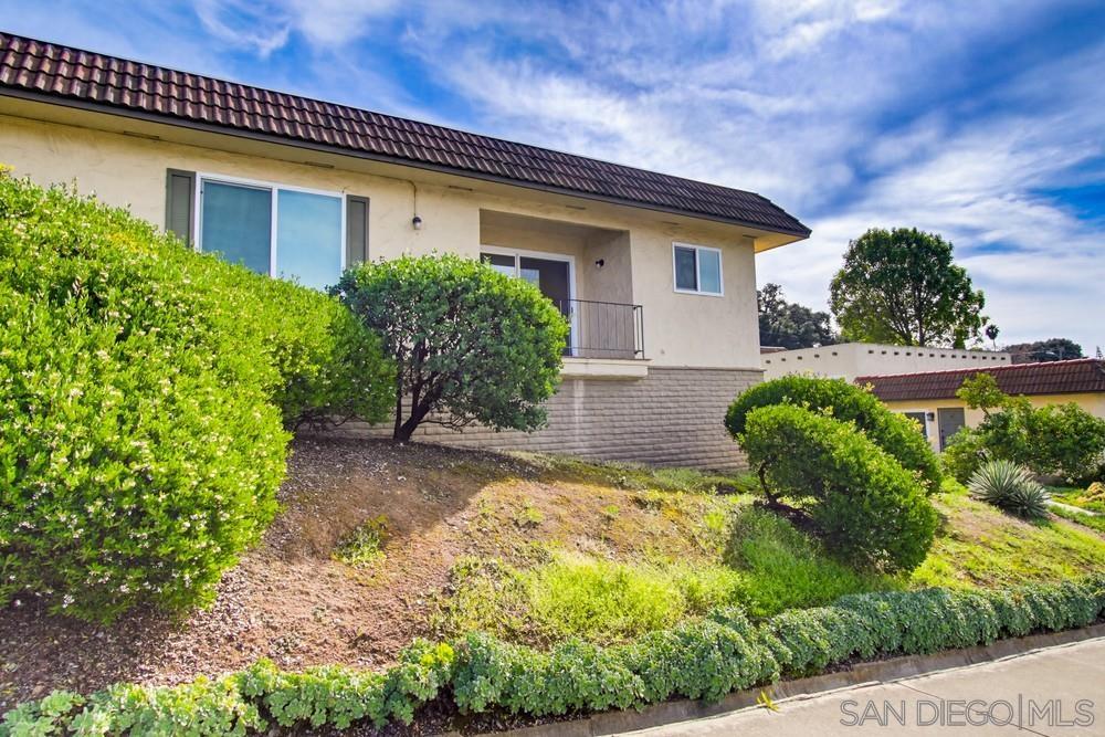 Detail Gallery Image 3 of 33 For 725 E 4th Ave  #UNIT G,  Escondido,  CA 92025 - 2 Beds | 2 Baths