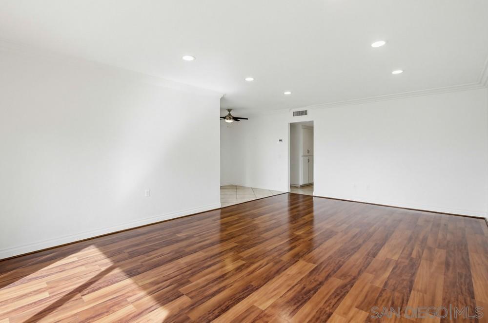 Detail Gallery Image 8 of 33 For 725 E 4th Ave  #UNIT G,  Escondido,  CA 92025 - 2 Beds | 2 Baths