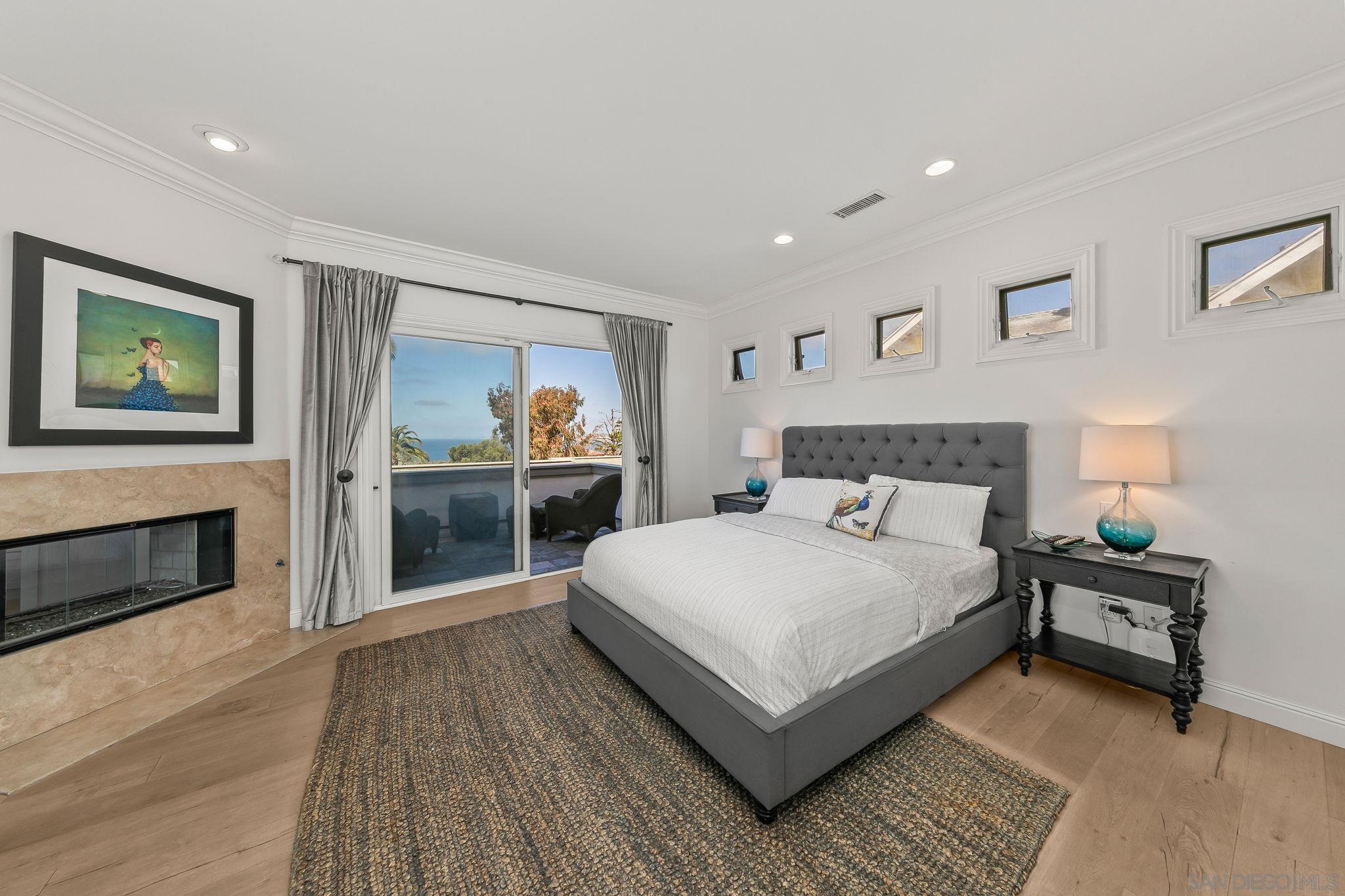 Detail Gallery Image 24 of 60 For 7651  Country Club Drive, La Jolla,  CA 92037 - 3 Beds | 3/1 Baths