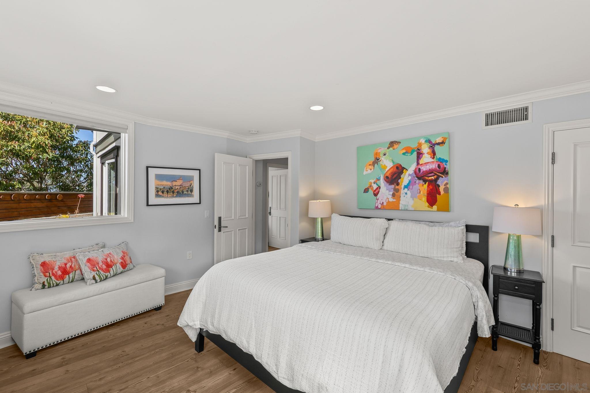 Detail Gallery Image 40 of 60 For 7651  Country Club Drive, La Jolla,  CA 92037 - 3 Beds | 3/1 Baths