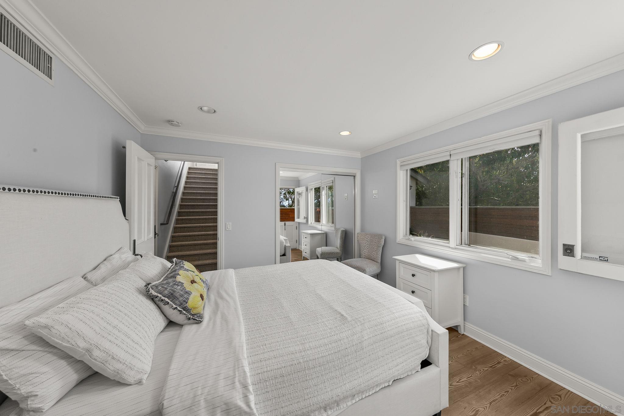 Detail Gallery Image 45 of 60 For 7651  Country Club Drive, La Jolla,  CA 92037 - 3 Beds | 3/1 Baths