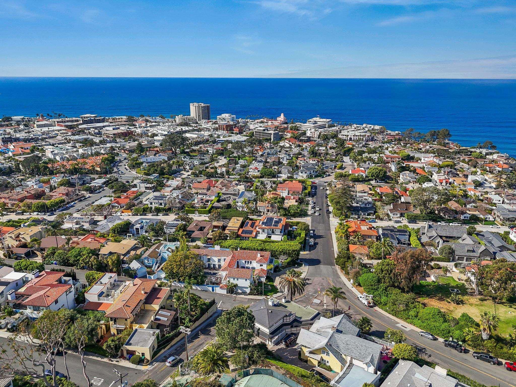 Detail Gallery Image 56 of 60 For 7651  Country Club Drive, La Jolla,  CA 92037 - 3 Beds | 3/1 Baths