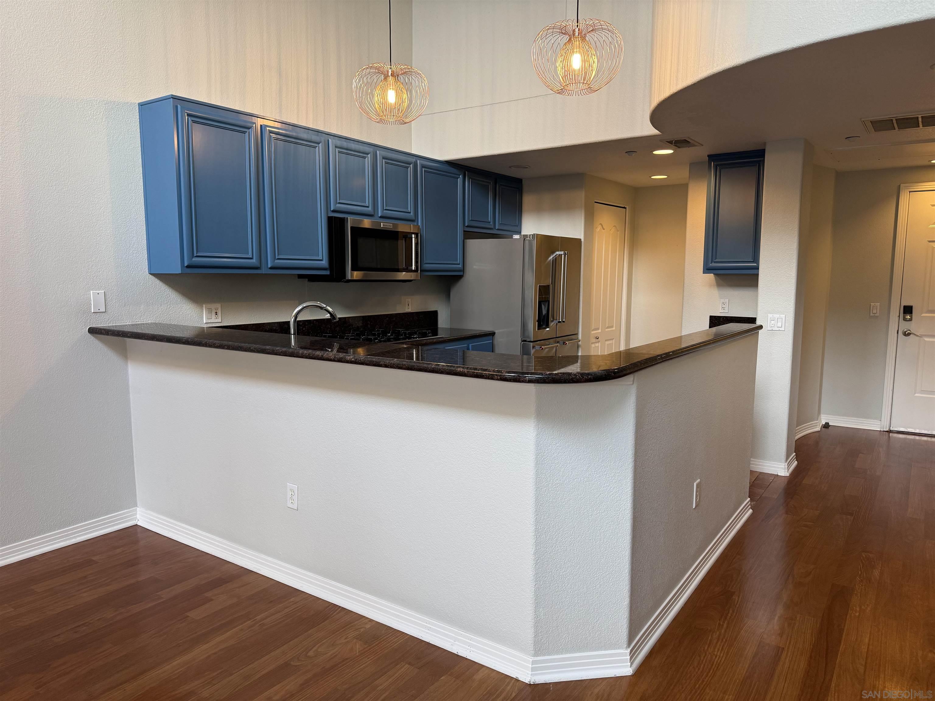 Detail Gallery Image 6 of 24 For 1501  India St  #608,  San Diego,  CA 92101 - 1 Beds | 2 Baths