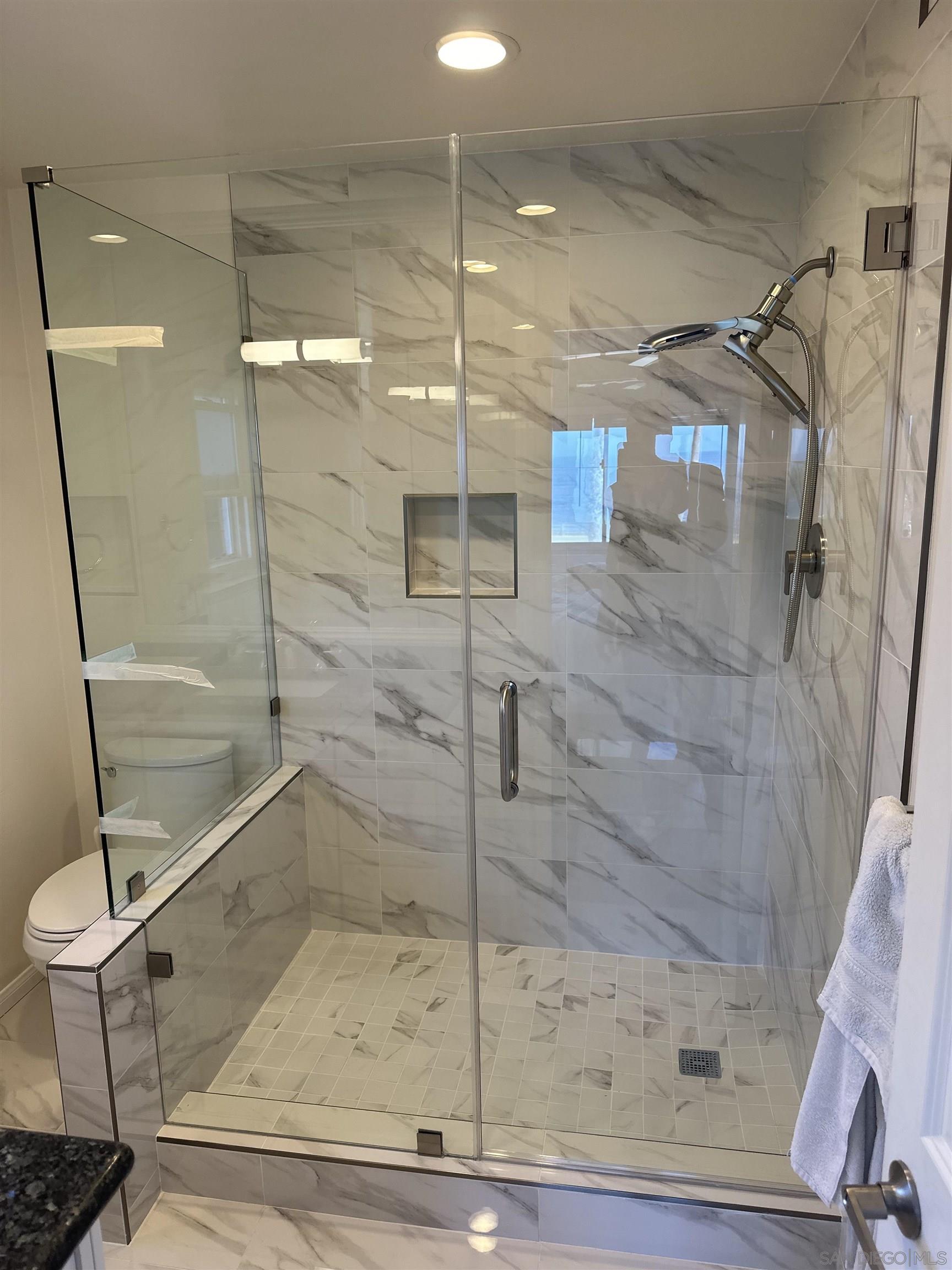 Detail Gallery Image 30 of 47 For 1039  Coast Blvd  Unit a,  La Jolla,  CA 92037 - 2 Beds | 2 Baths