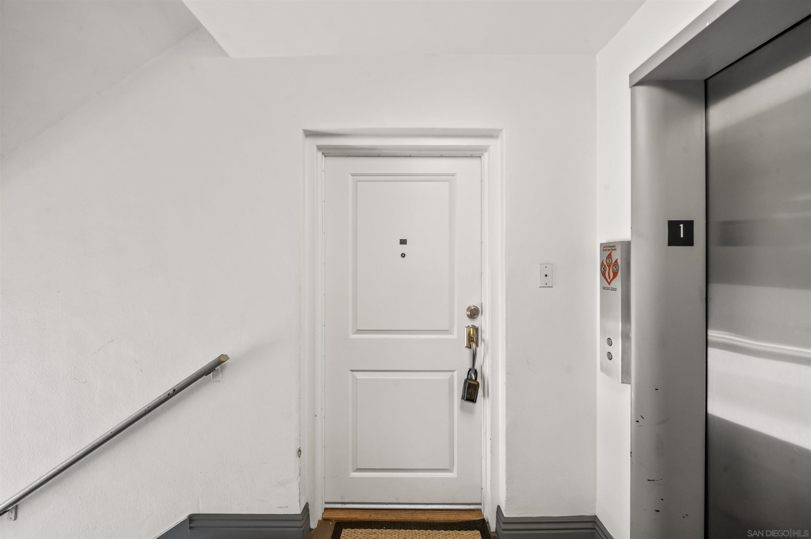 Detail Gallery Image 32 of 47 For 1039  Coast Blvd  Unit a,  La Jolla,  CA 92037 - 2 Beds | 2 Baths