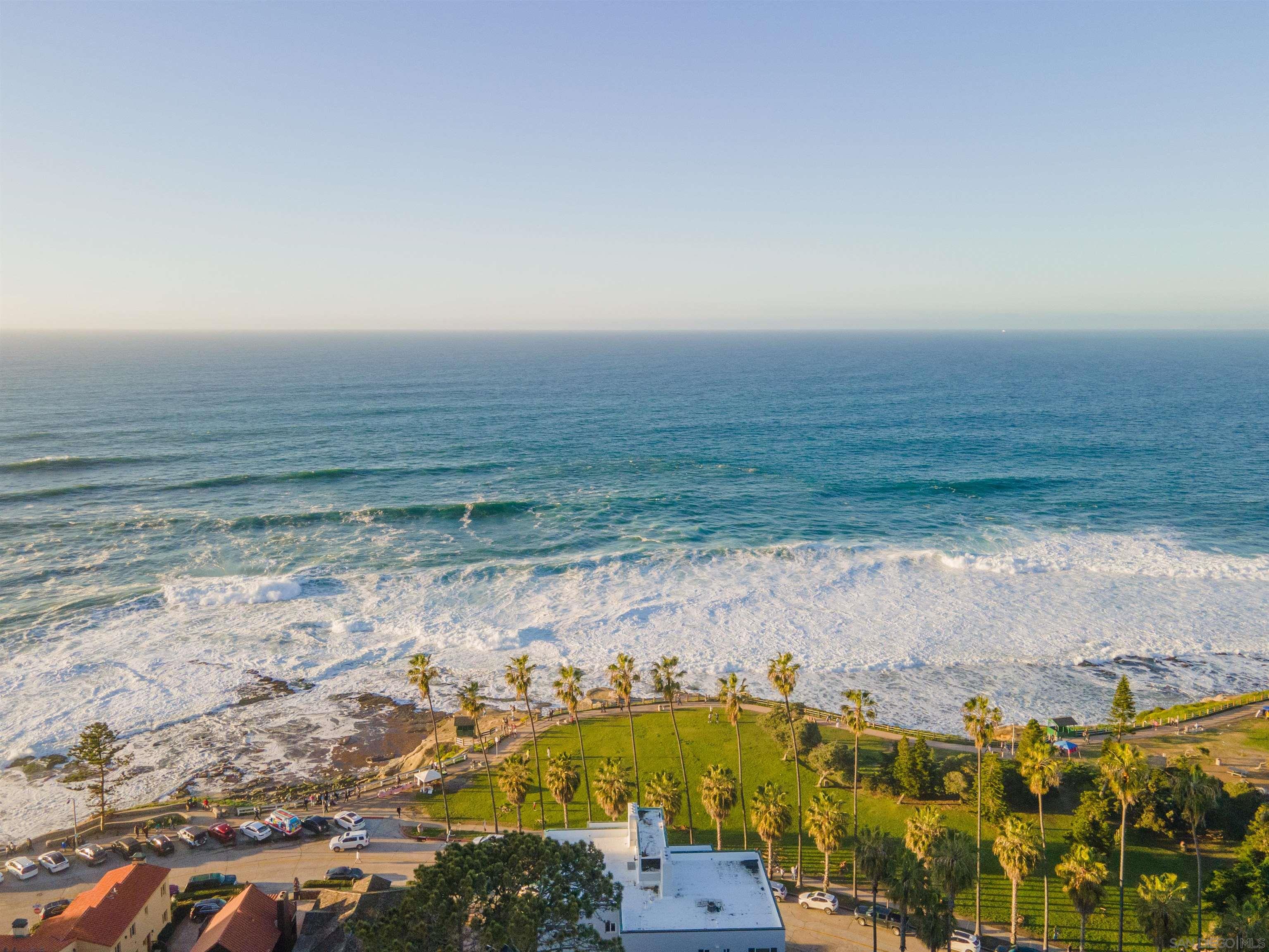 Detail Gallery Image 44 of 47 For 1039  Coast Blvd  Unit a,  La Jolla,  CA 92037 - 2 Beds | 2 Baths