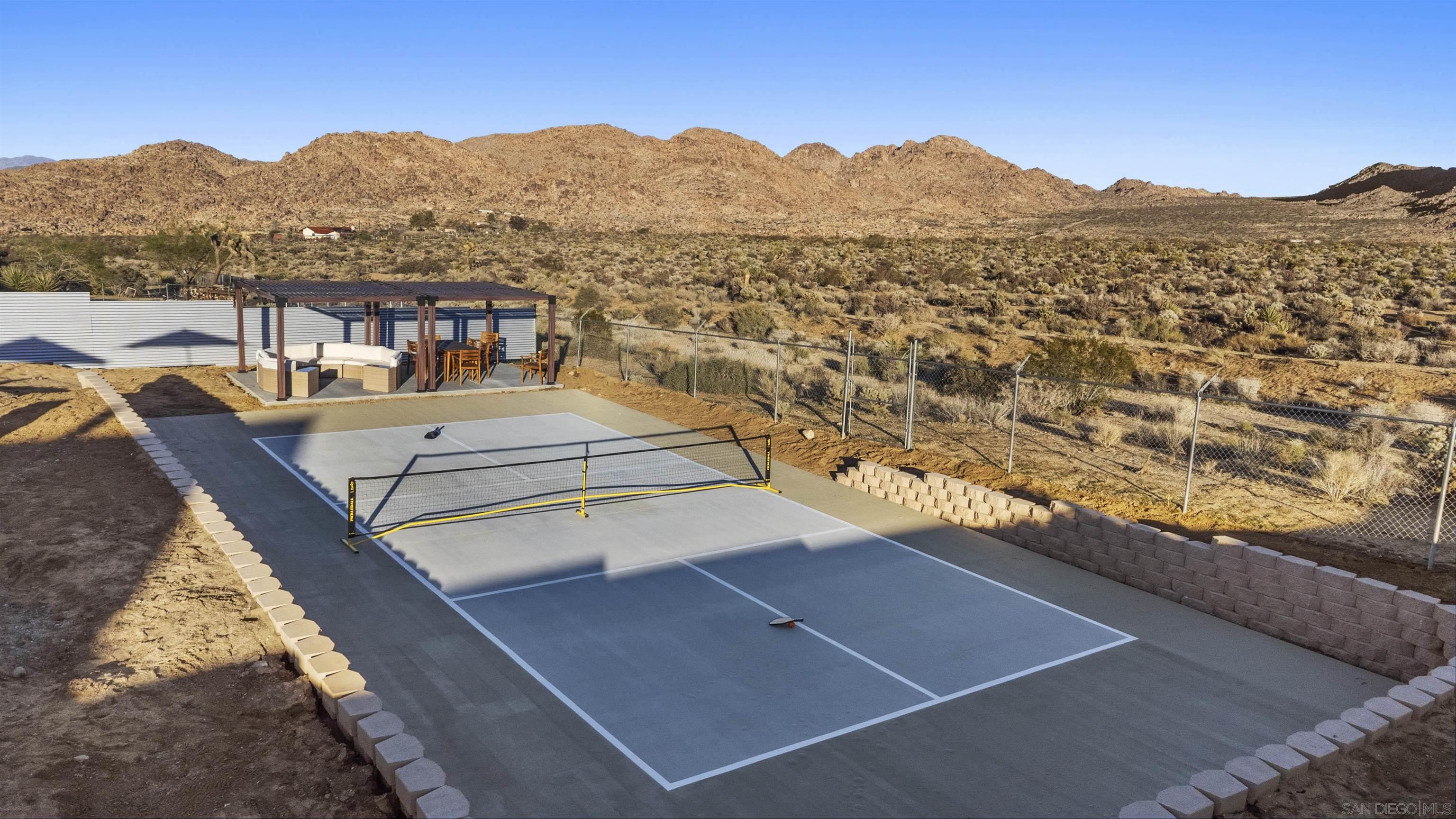 Detail Gallery Image 38 of 69 For 7845  Elwood, Joshua Tree,  CA 92252 - 4 Beds | 2 Baths