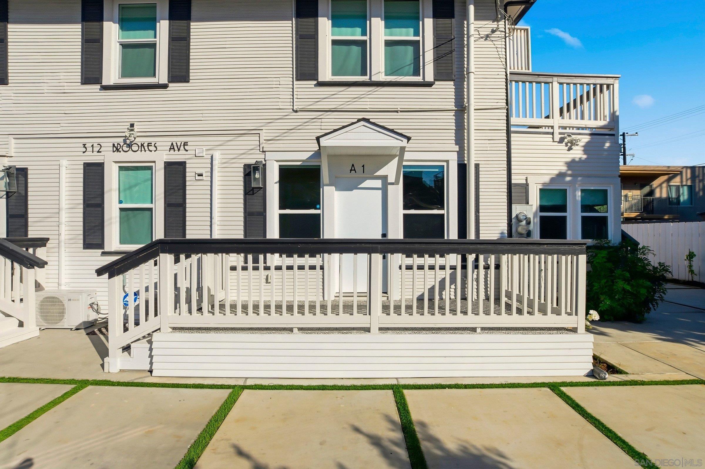 Front Image Thumbnail for SD260005448