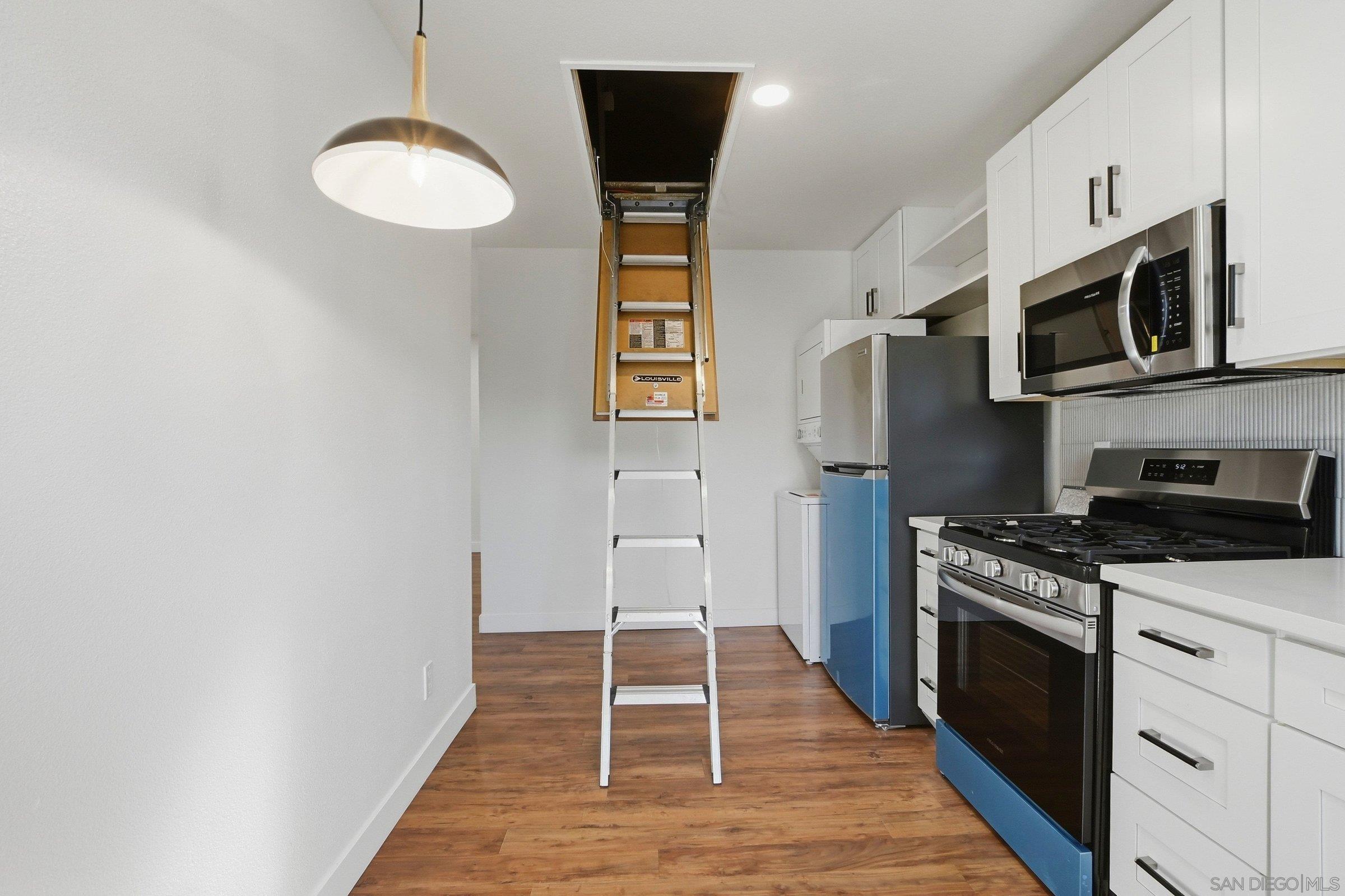 Detail Gallery Image 10 of 11 For 312  Brookes Avenue  B2, San Diego,  CA 92103 - 1 Beds | 1 Baths