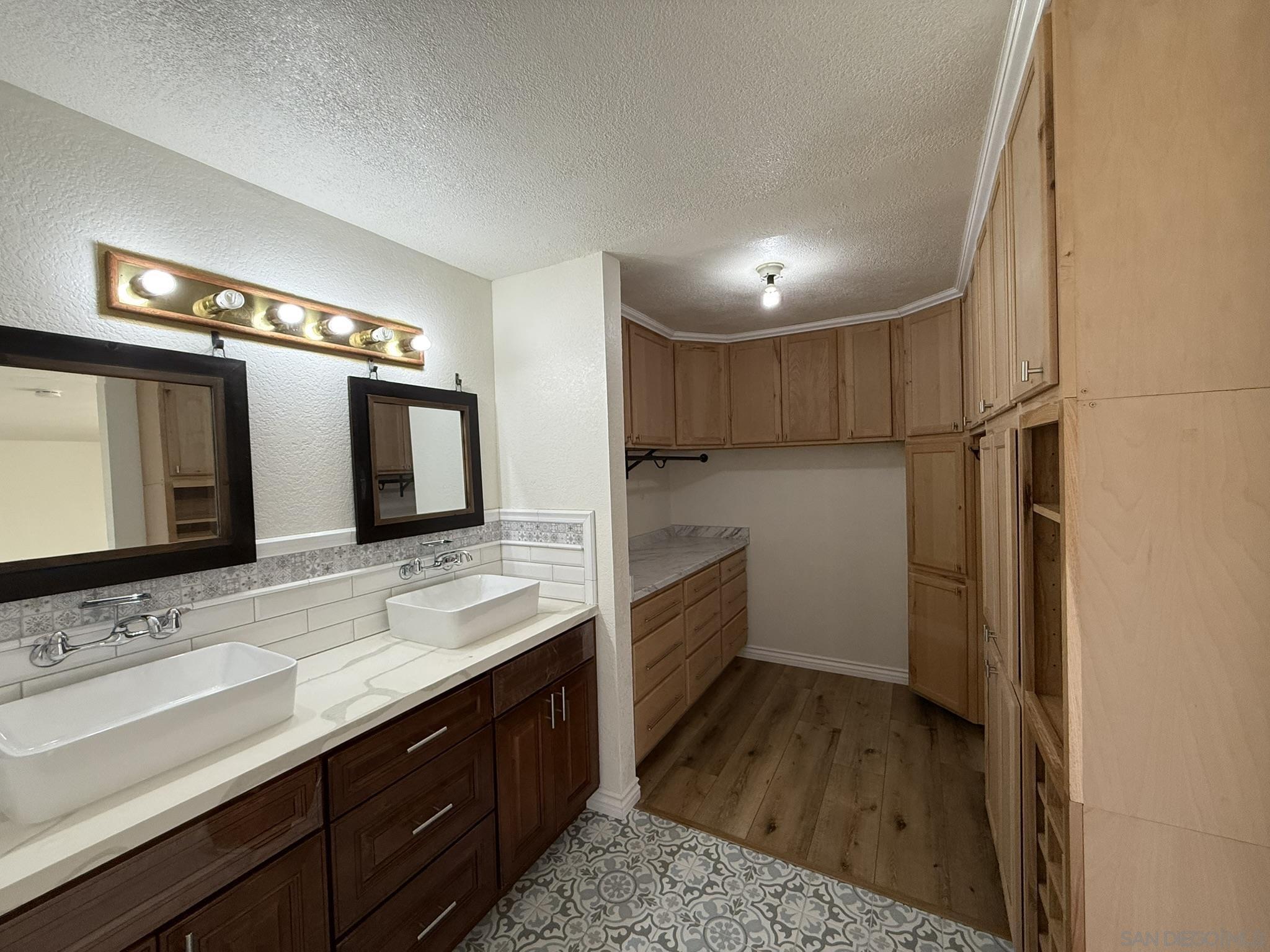 Detail Gallery Image 5 of 8 For 7246  Rock Canyon Drive, San Diego,  CA 92126 - 4 Beds | 3 Baths