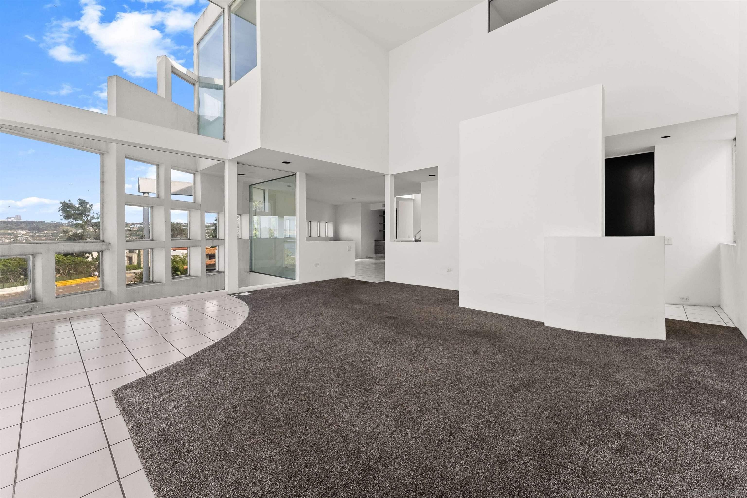 Detail Gallery Image 21 of 35 For 1550  Bluebird Ln, La Jolla,  CA 92037 - 3 Beds | 2/1 Baths