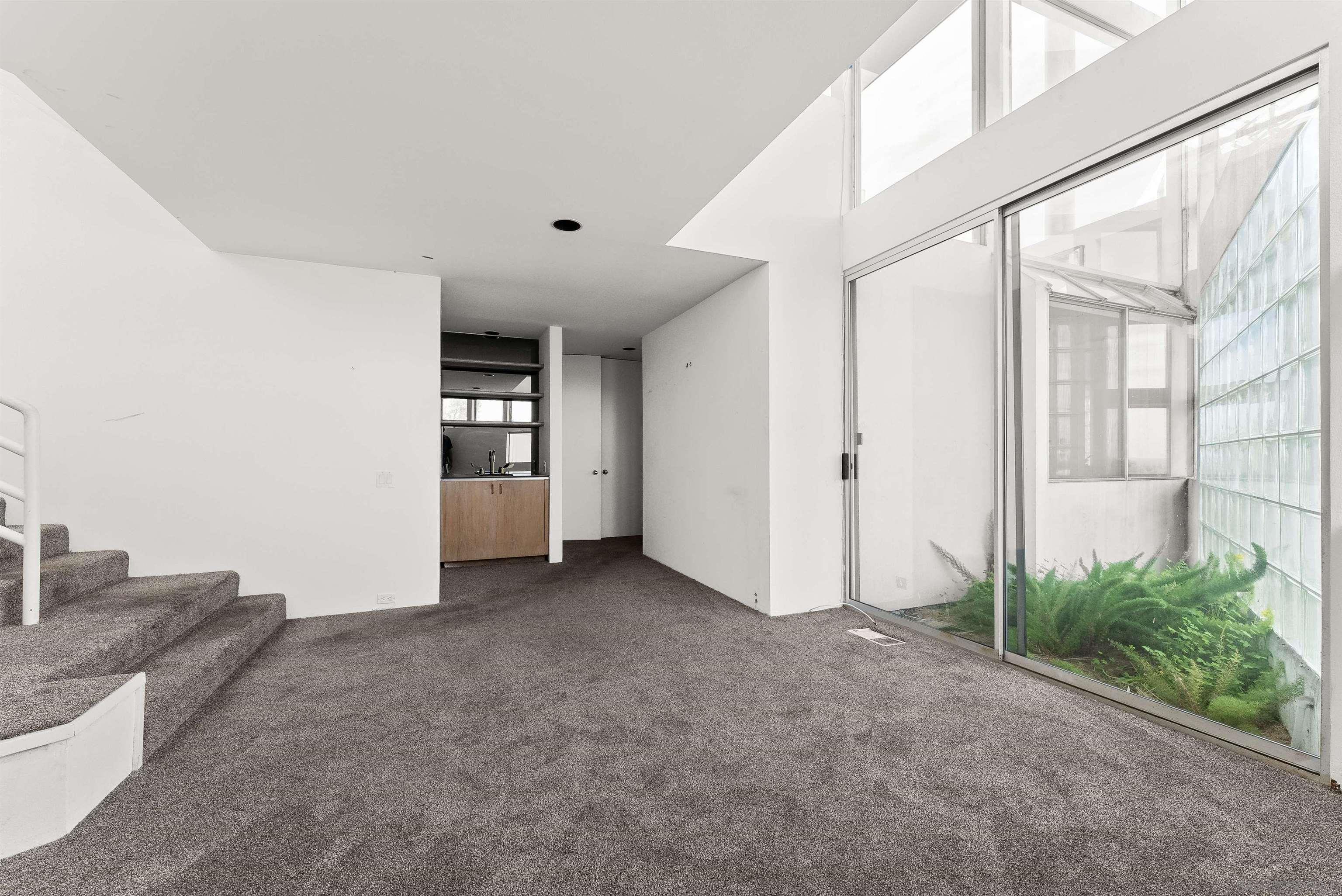 Detail Gallery Image 26 of 35 For 1550  Bluebird Ln, La Jolla,  CA 92037 - 3 Beds | 2/1 Baths