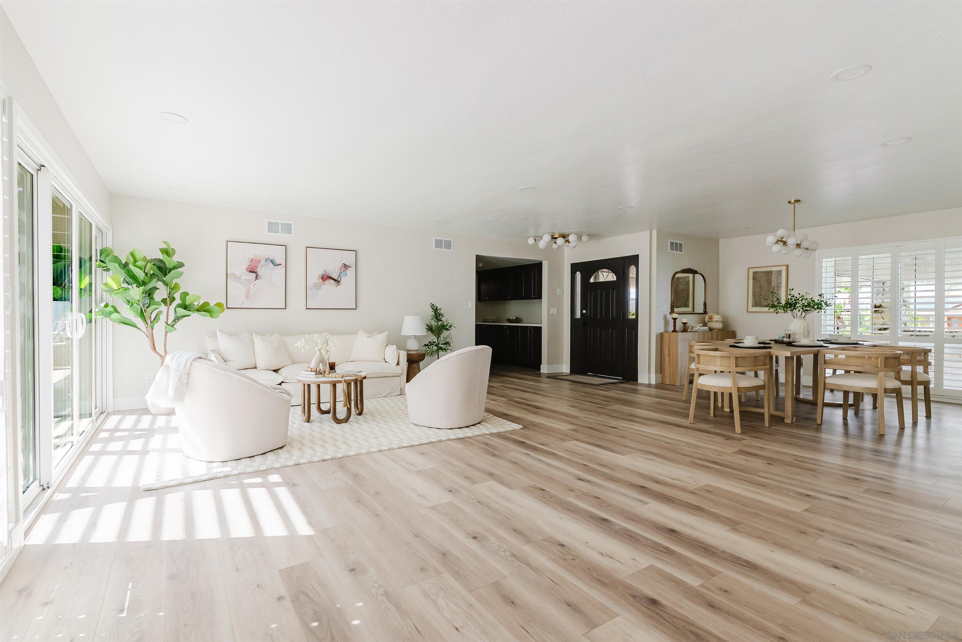 Detail Gallery Image 10 of 41 For 9345  Monona Dr, La Mesa,  CA 91942 - 4 Beds | 3 Baths